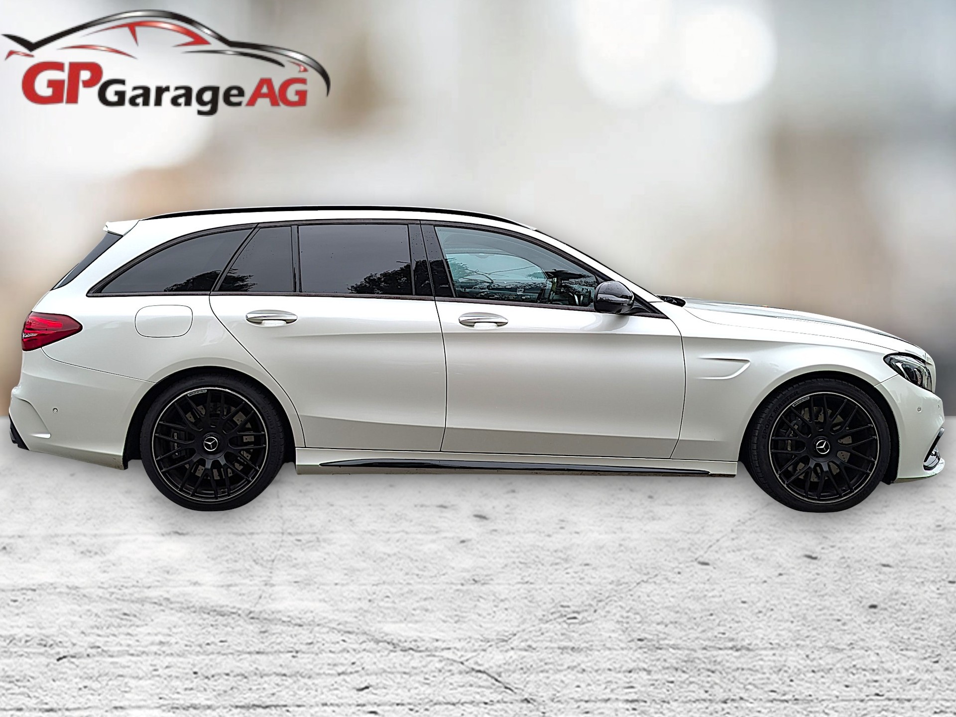 MERCEDES-BENZ C 63 AMG Speedshift-image-6
