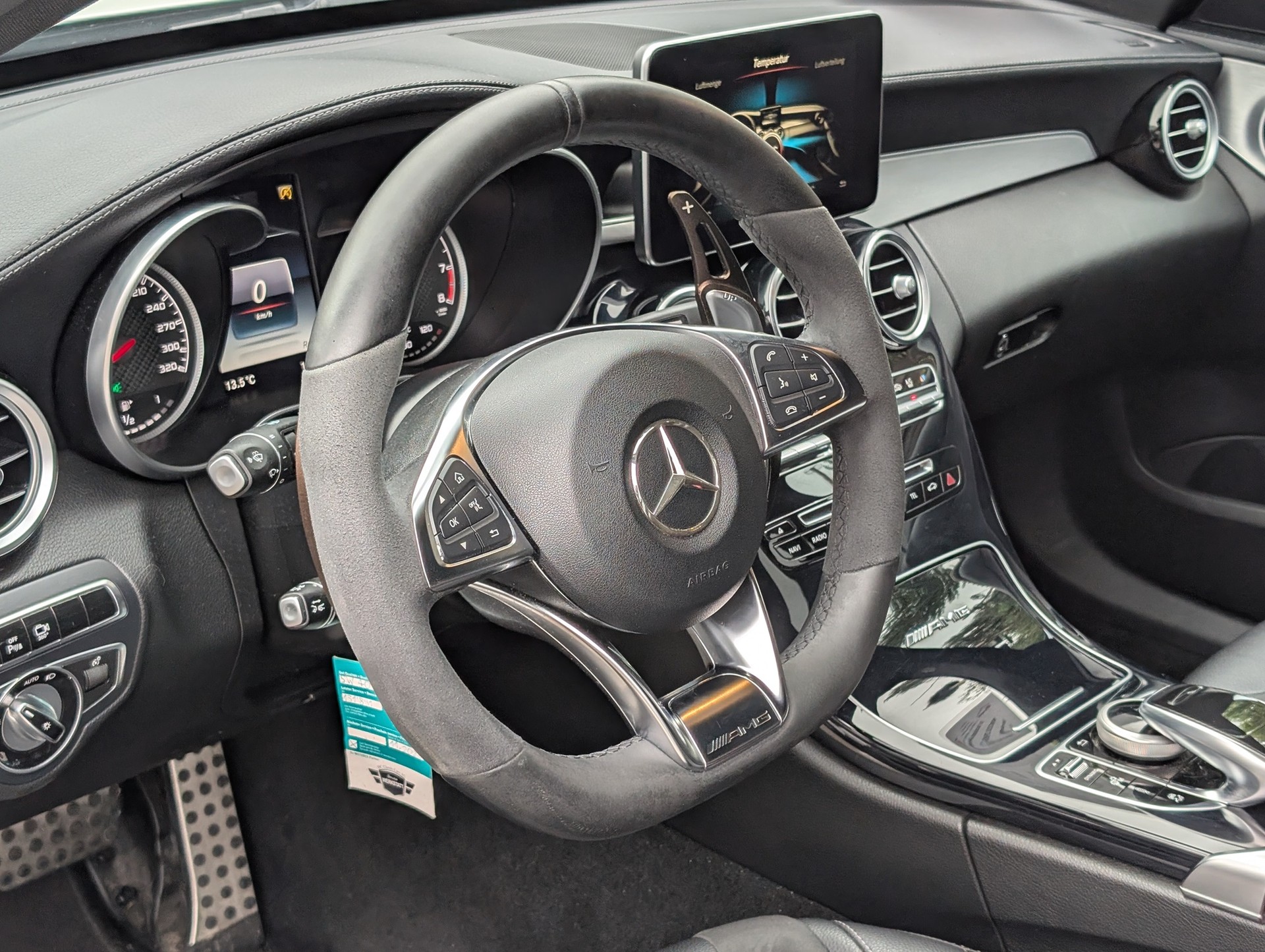 MERCEDES-BENZ C 63 AMG Speedshift-image-16