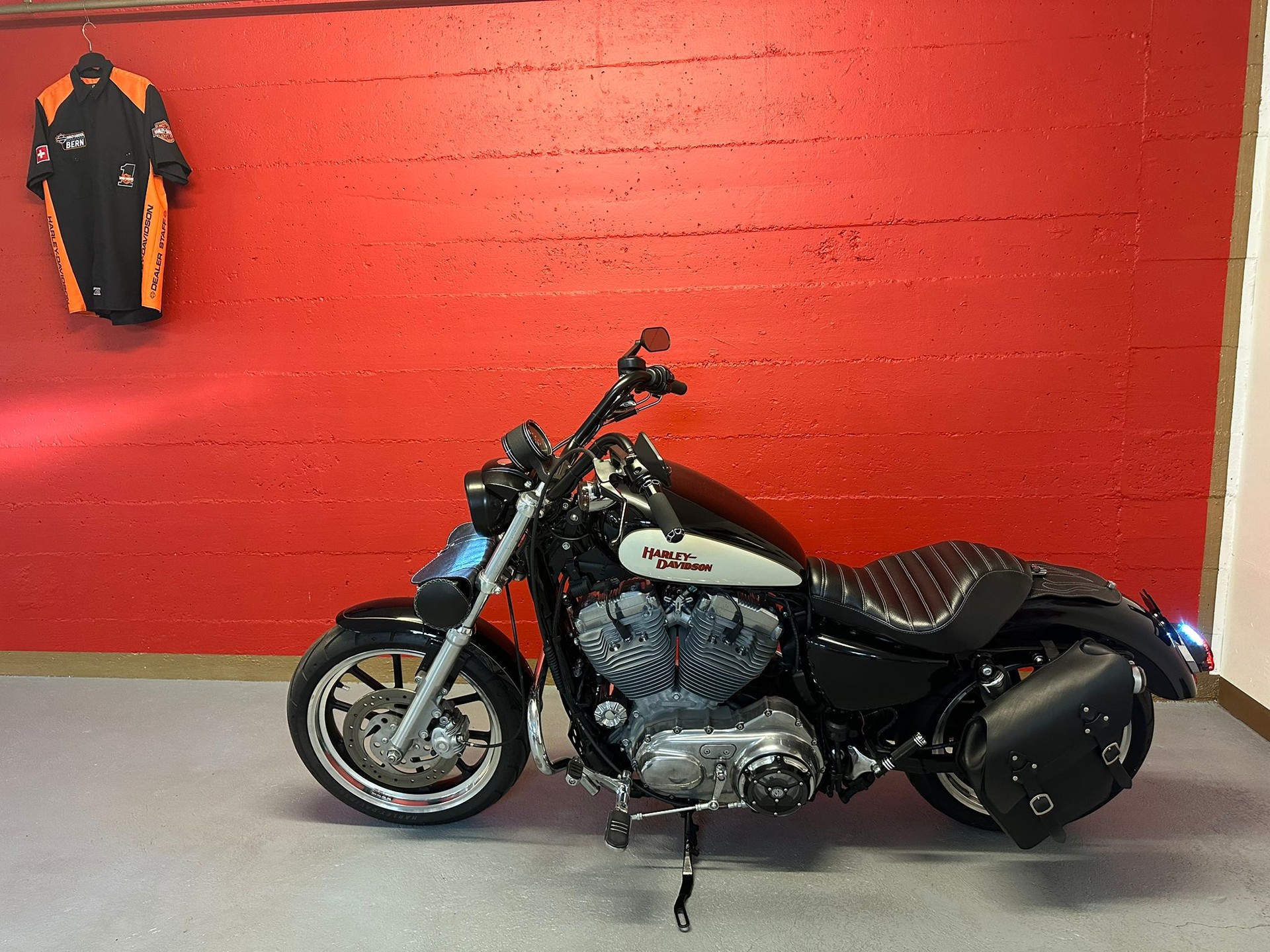 HARLEY-DAVIDSON XL 883 L Sportster Super Low-image-4