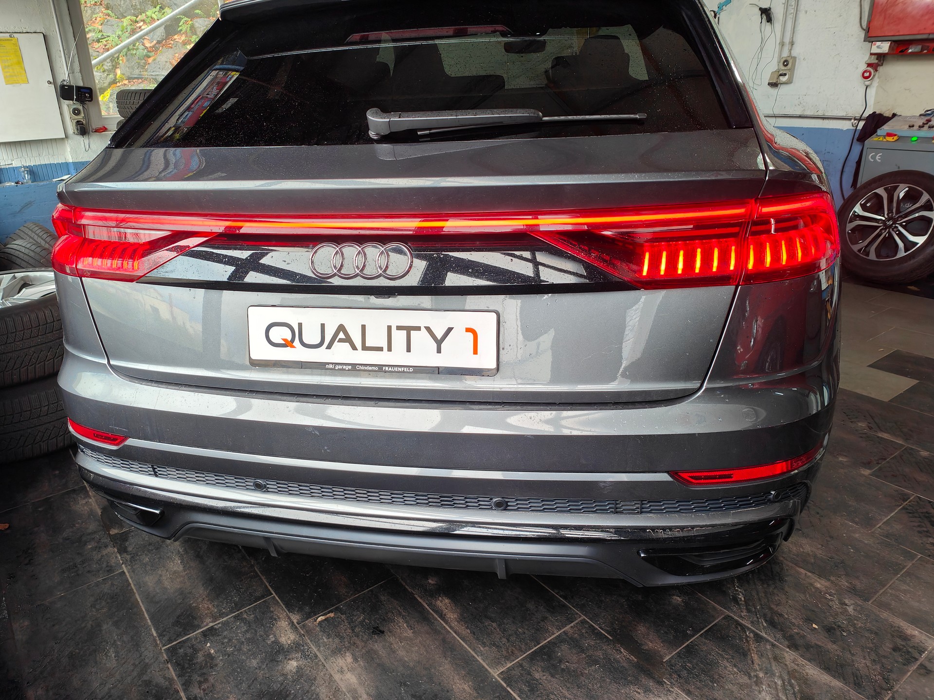 AUDI Q8 50 TDI Black Edition quattro tiptronic-image-20