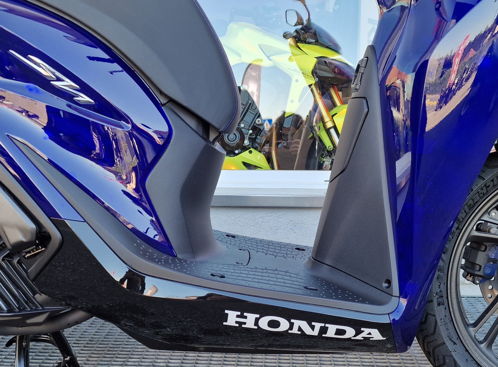 HONDA SH 125i - TFT Konnektivität 2026-image-4