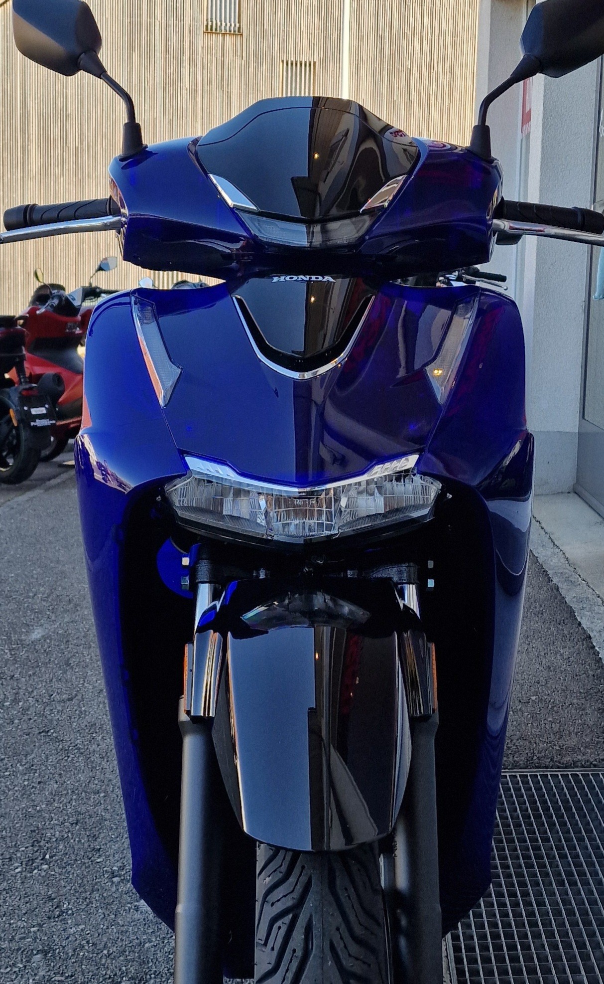 HONDA SH 125i - TFT Konnektivität 2026-image-1