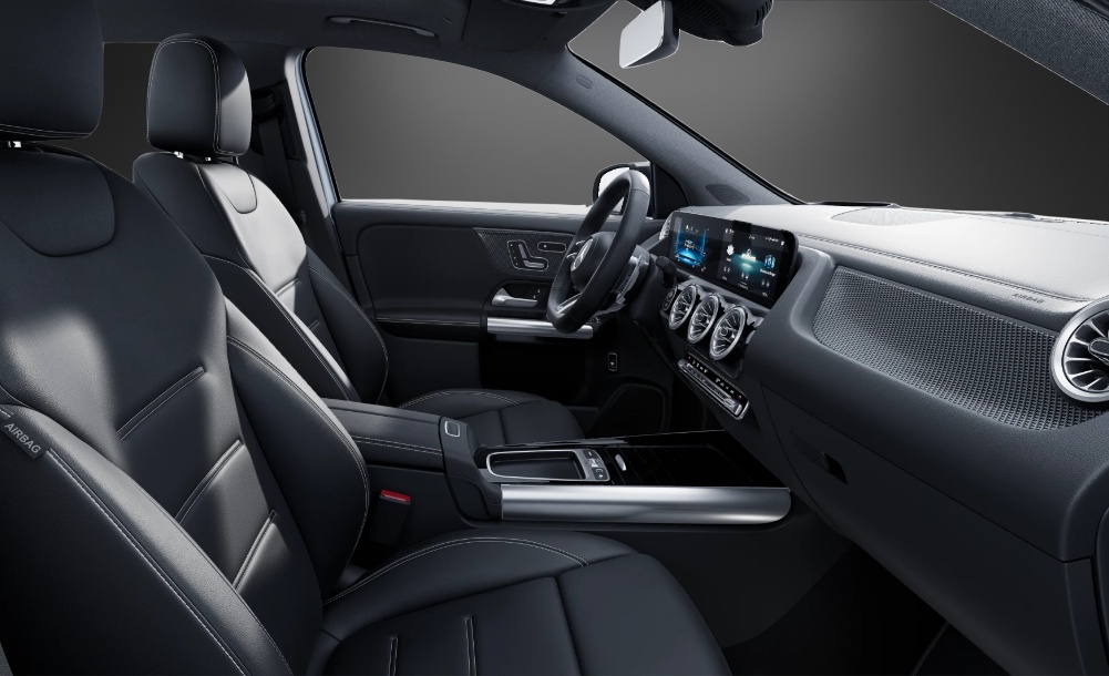 MERCEDES-BENZ GLA AMG 35 4Matic 8G-DCT-image-9