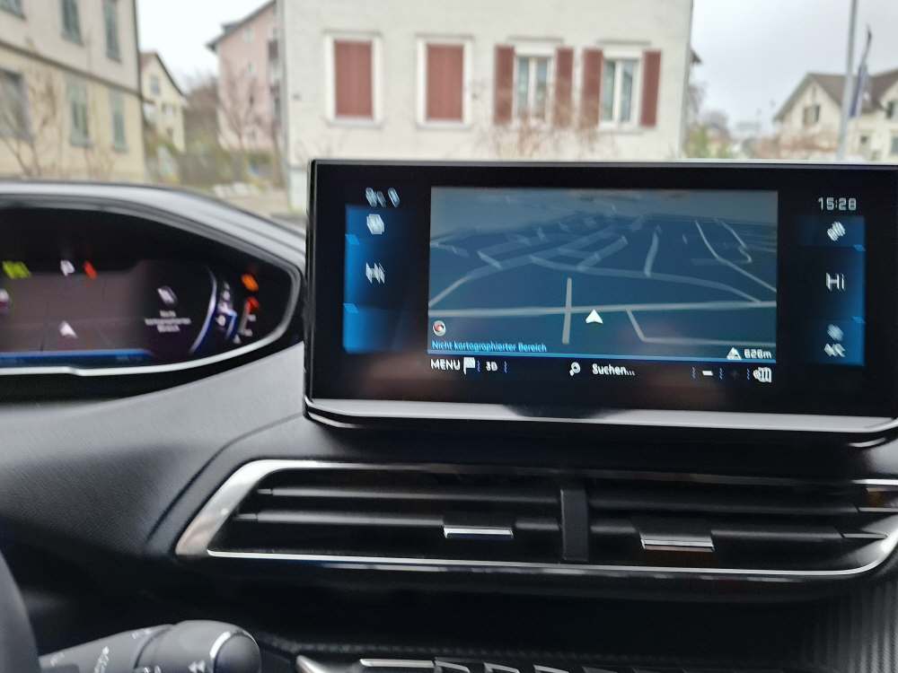 PEUGEOT 5008 1.5 BlueHDi Allure Pack-image-23