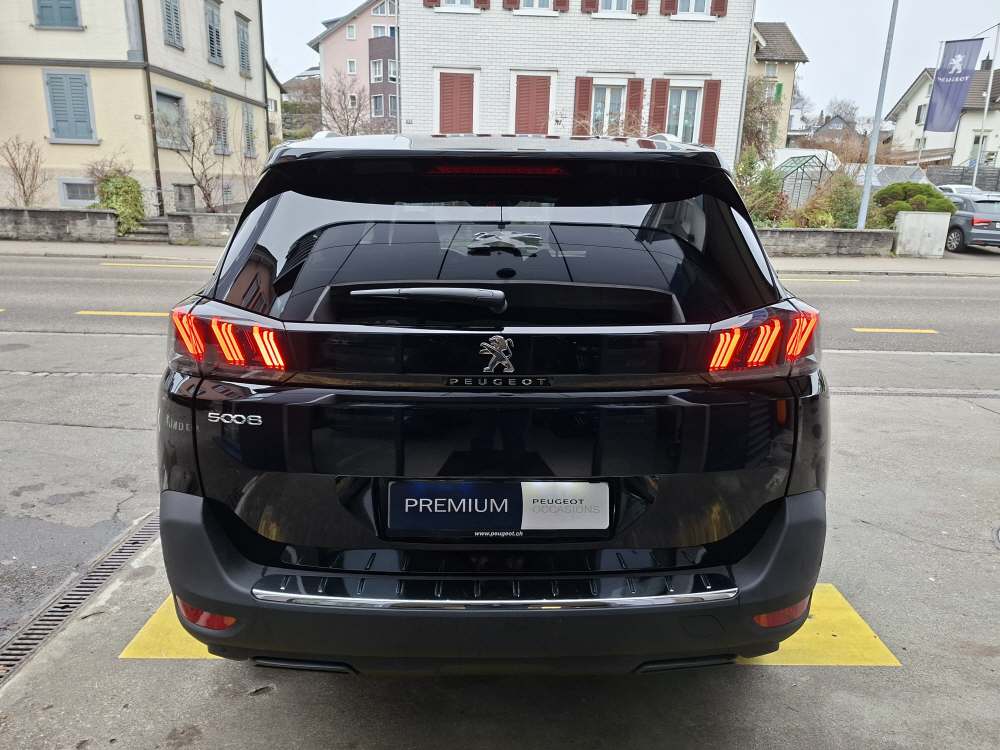 PEUGEOT 5008 1.5 BlueHDi Allure Pack-image-4