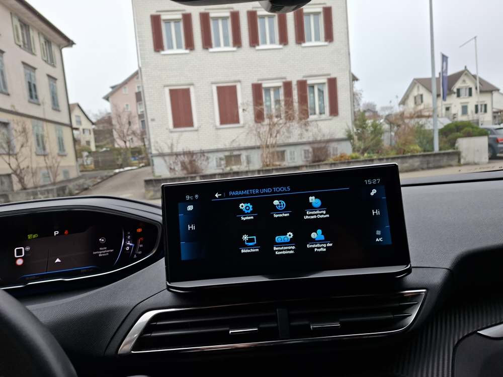 PEUGEOT 5008 1.5 BlueHDi Allure Pack-image-19