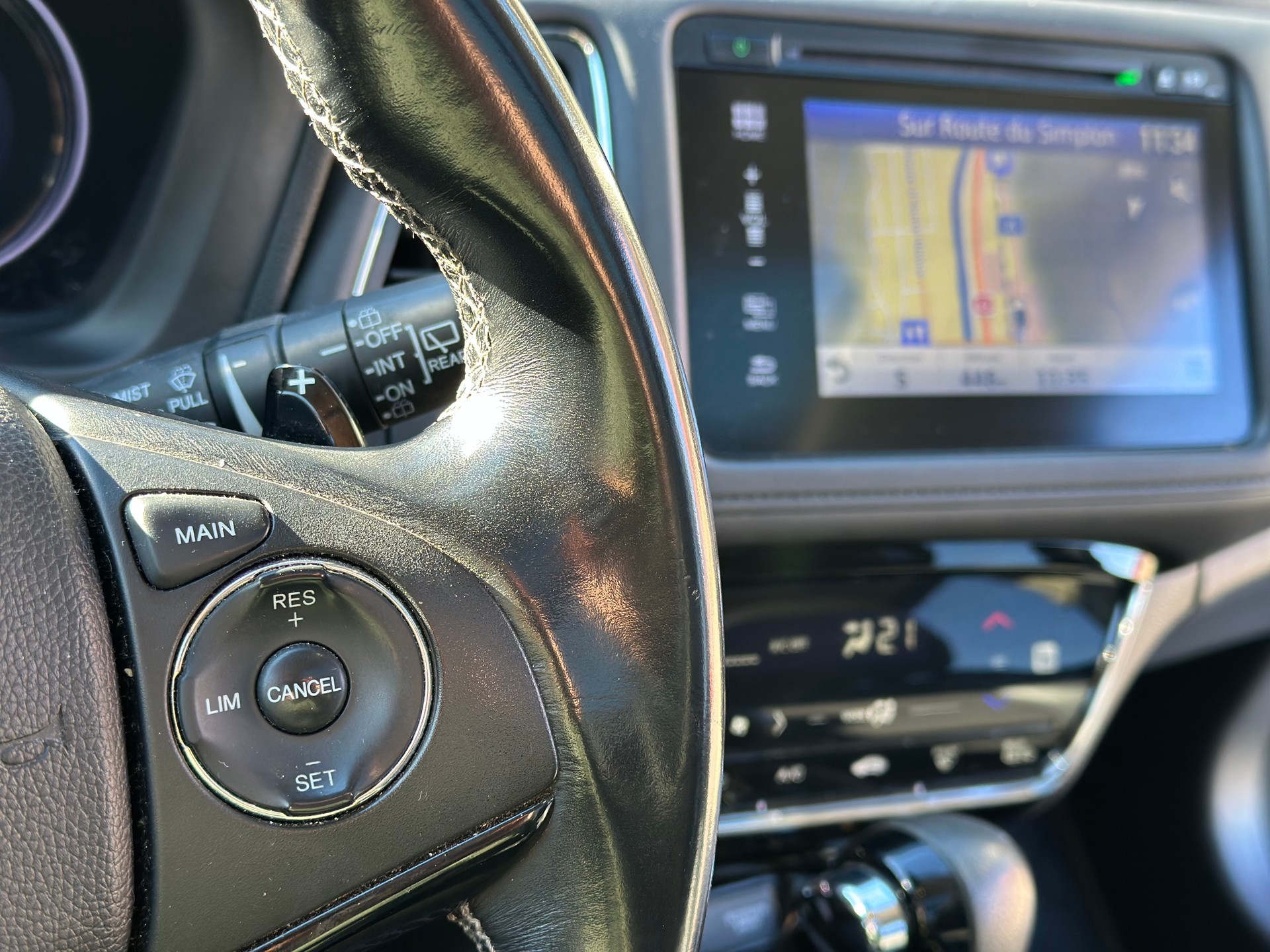 HONDA HR-V 1.5i-VTEC Executive CVT-image-19