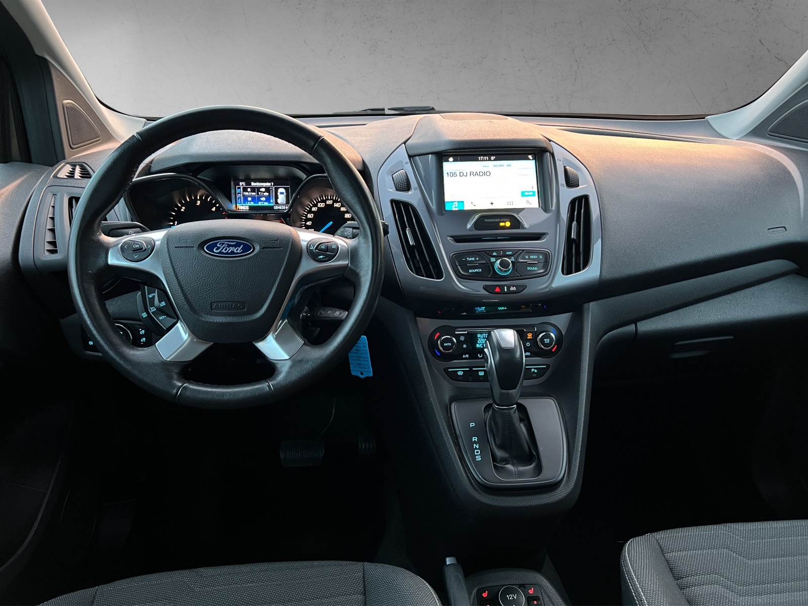FORD GrTourneo C. 1.5 TDCi Tit-image-7