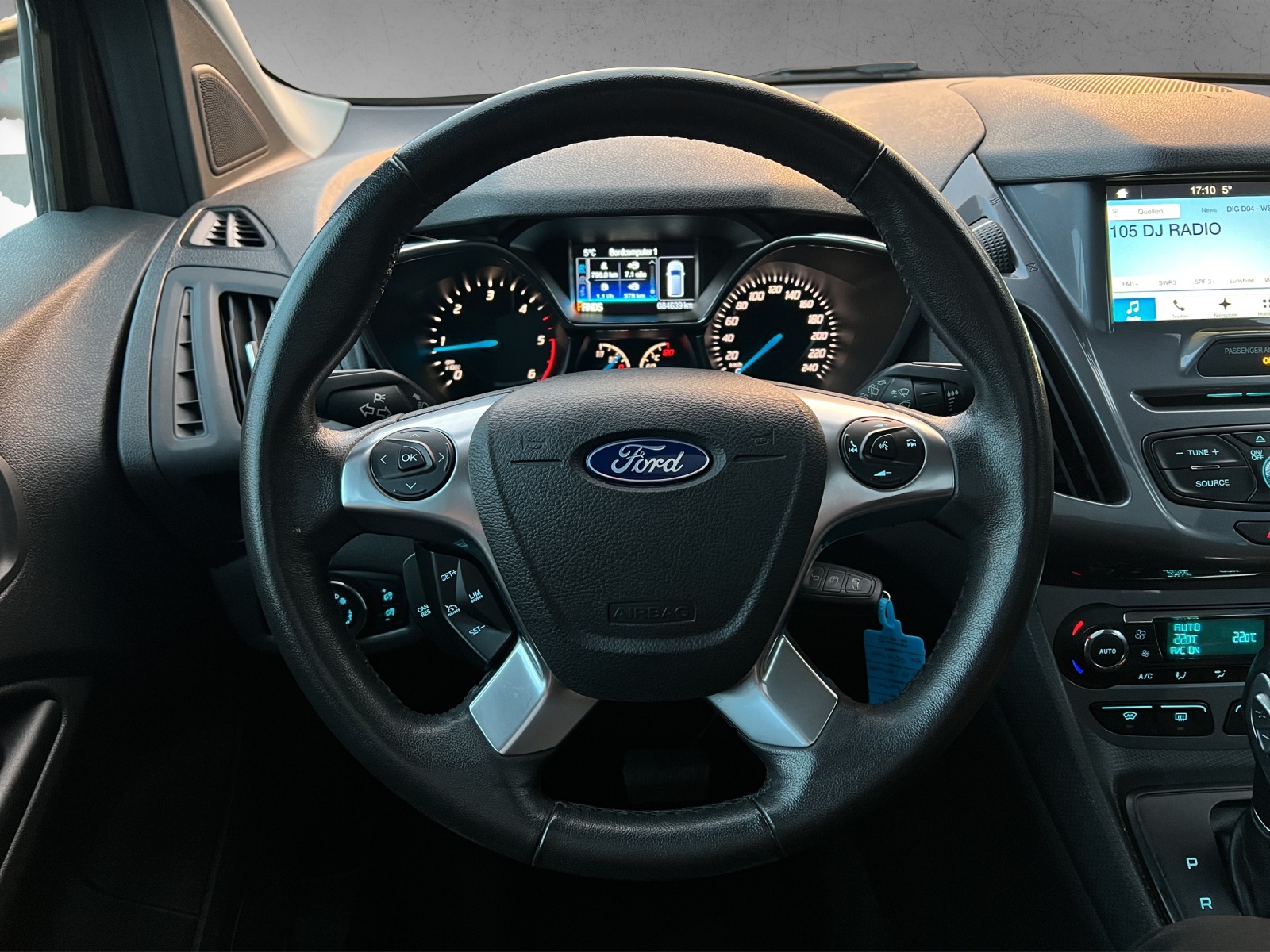 FORD GrTourneo C. 1.5 TDCi Tit-image-8