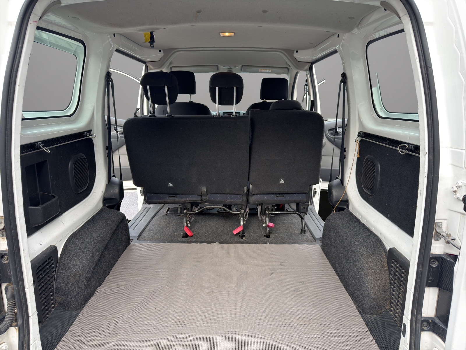 NISSAN NV200 1.6 16V Evalia Acenta-image-13