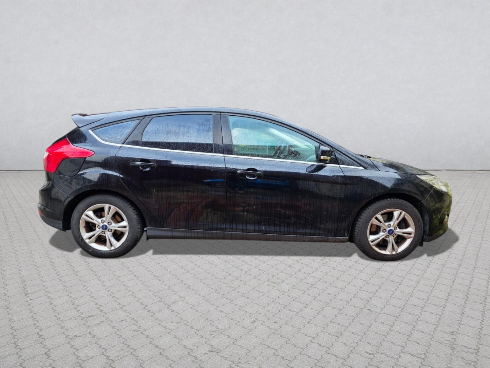 FORD Focus 1.6 SCTi Trend-image-4