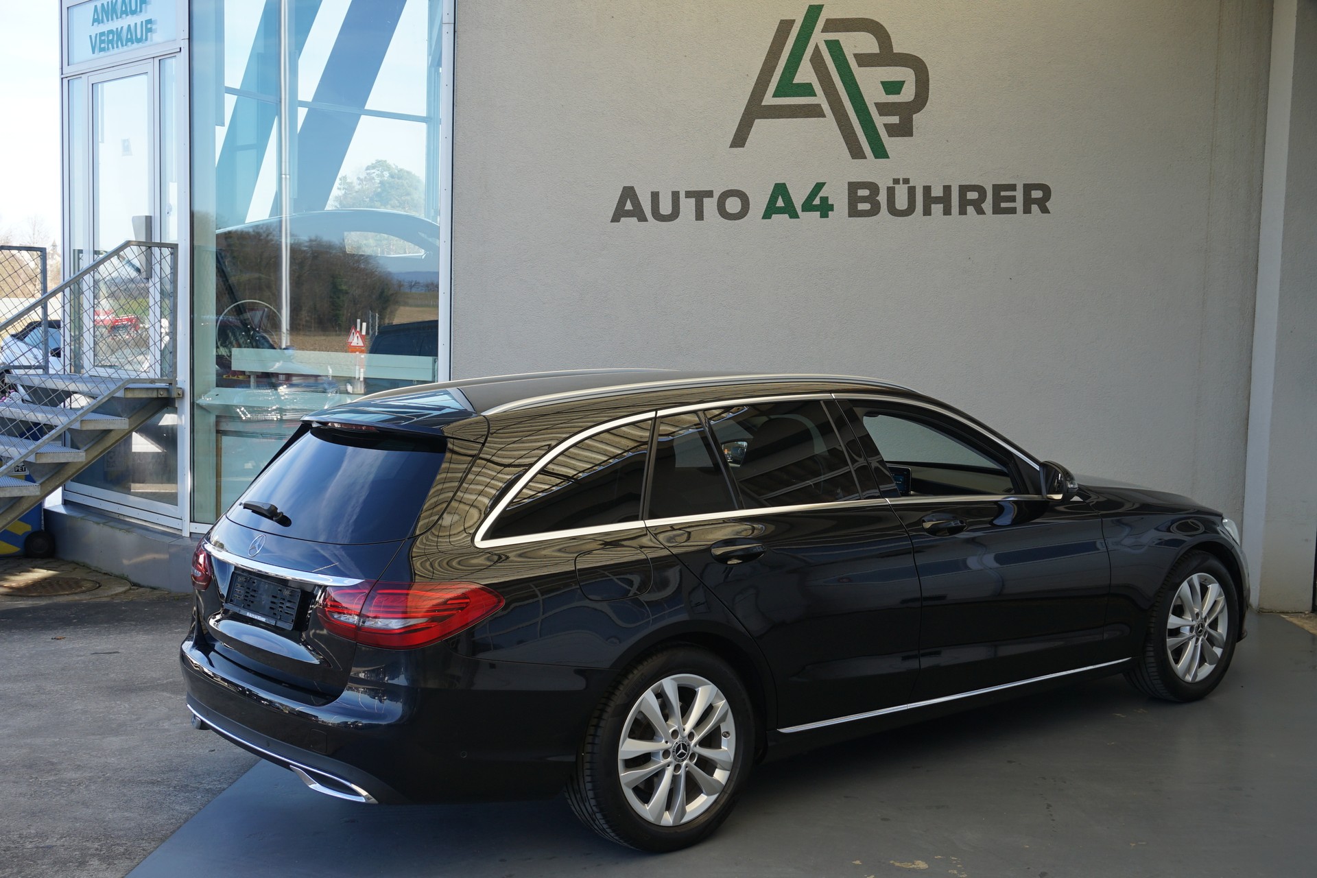MERCEDES-BENZ C 180 T Avantgarde 156PS Automat Kombi-image-6