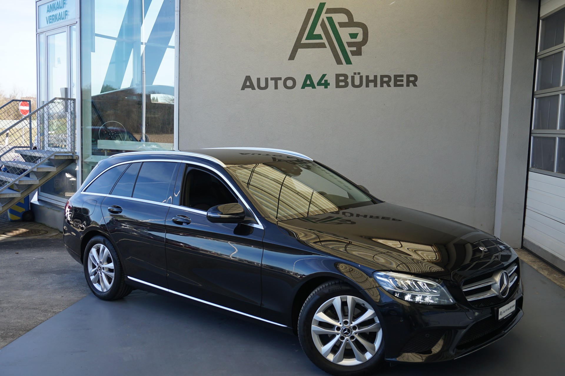 MERCEDES-BENZ C 180 T Avantgarde 156PS Automat Kombi-showroom-element-1