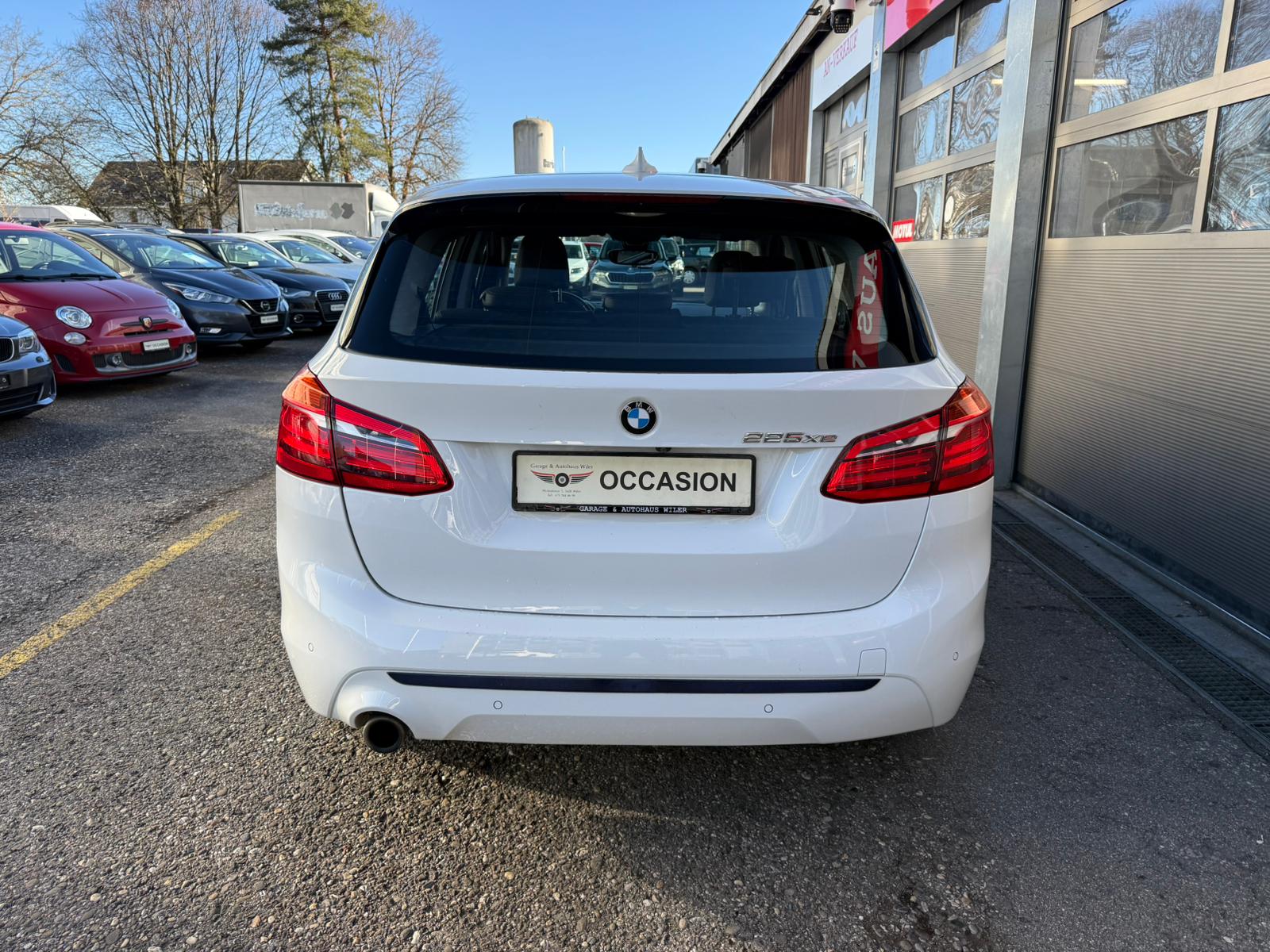 BMW 225xe iPerformance Active Tourer Steptronic M Sport-image-5