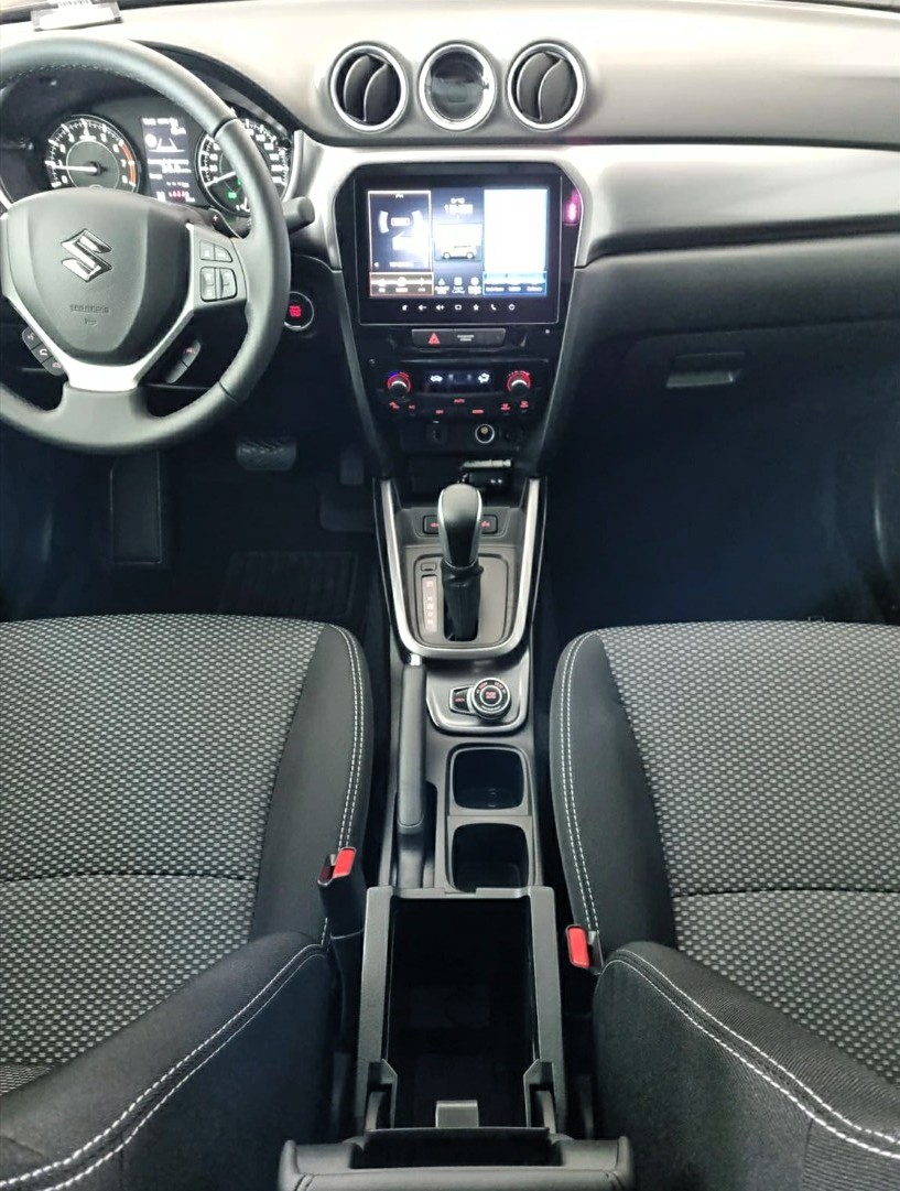 SUZUKI Vitara 1.4 Boosterjet Compact + 4x4 Hybrid Automatic-image-9