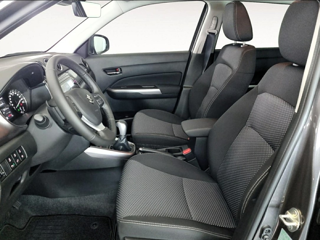SUZUKI Vitara 1.4 Boosterjet Compact + 4x4 Hybrid Automatic-image-6