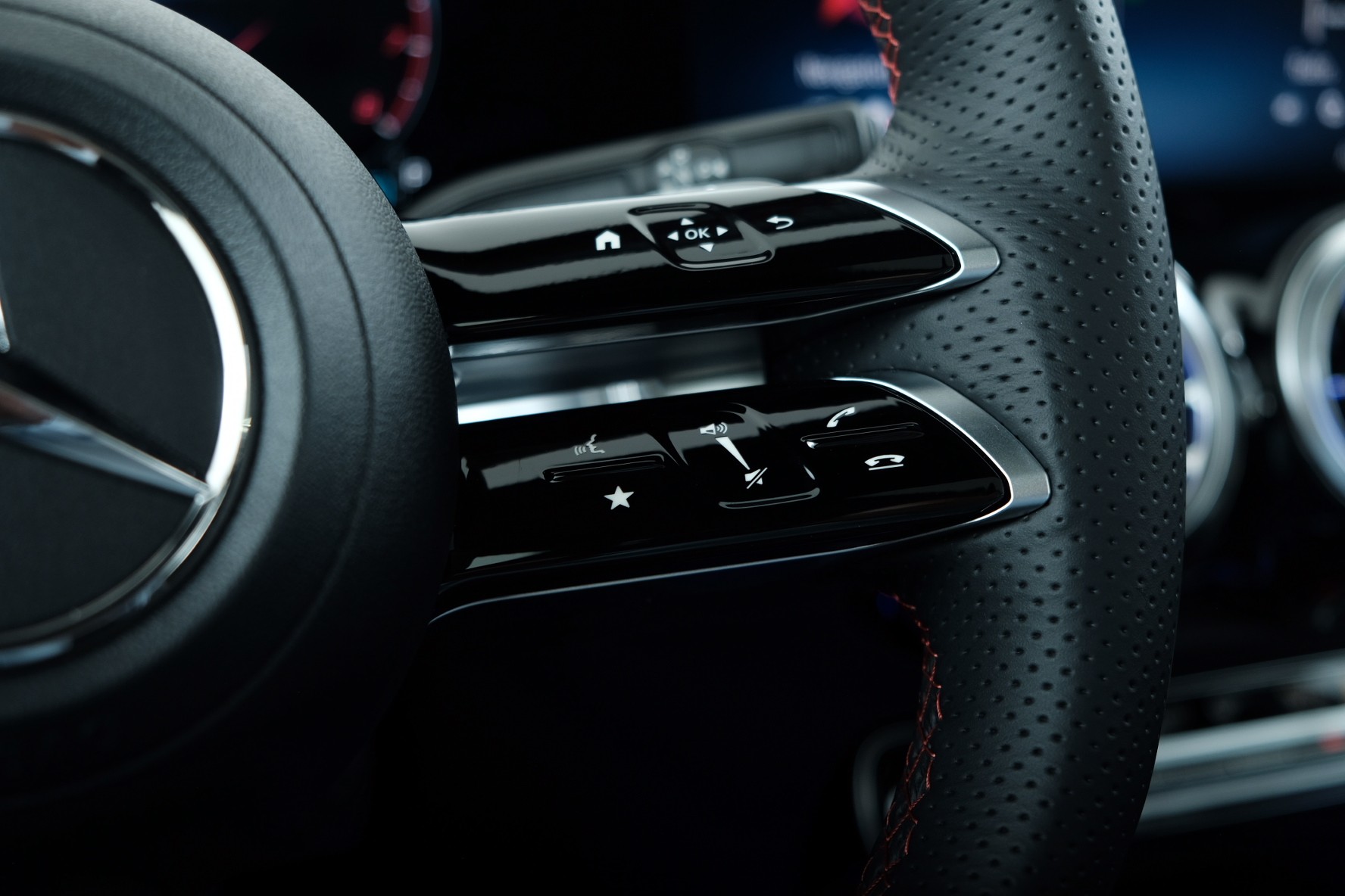 MERCEDES-BENZ GLB 250 4Matic 8G-Tronic-image-14