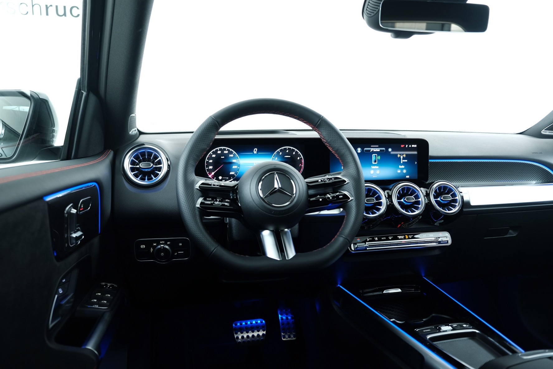 MERCEDES-BENZ GLB 250 4Matic 8G-Tronic-image-10