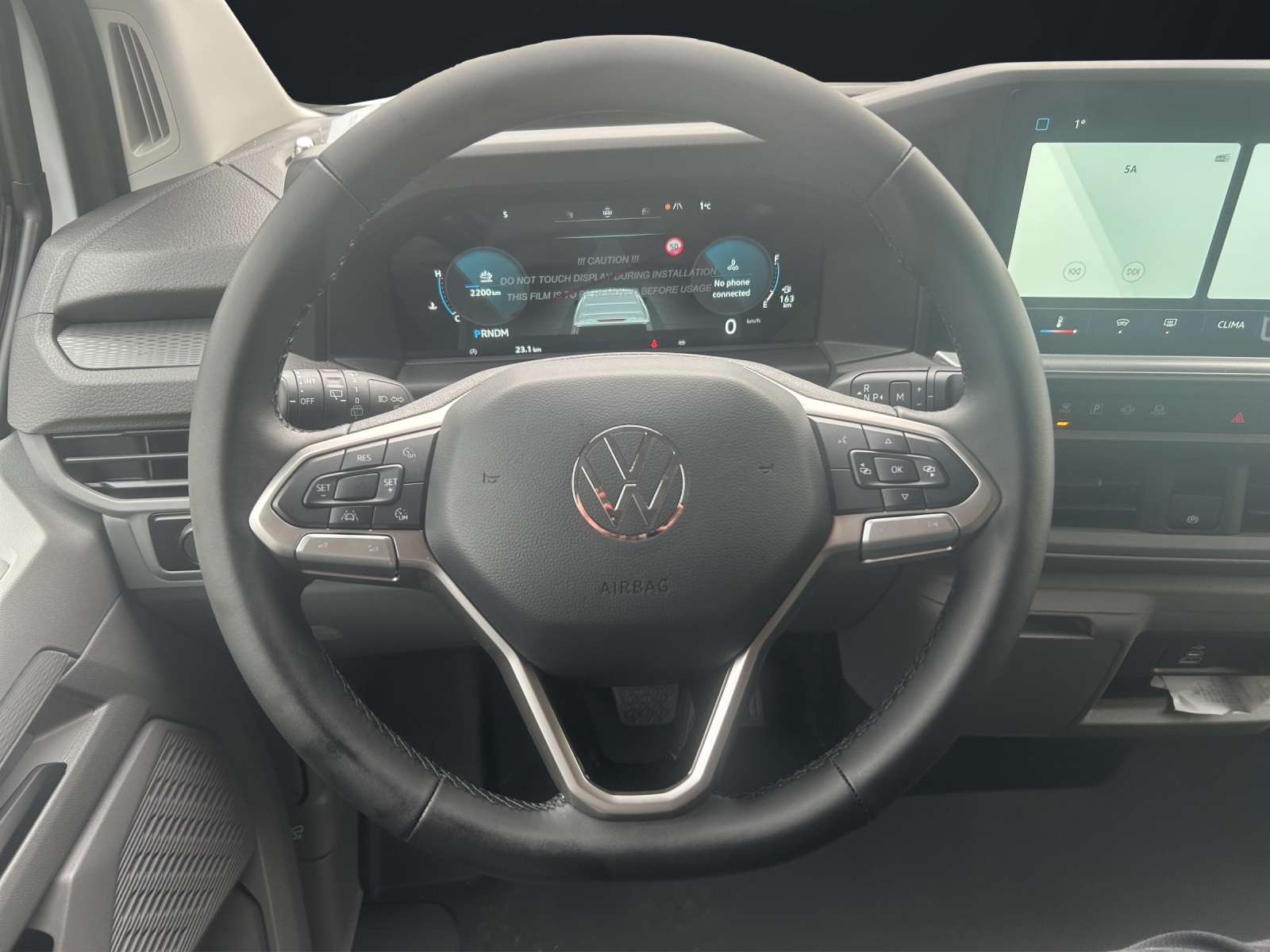 VW Transporter Plus 2.0 TDI 4Motion Automat-image-15