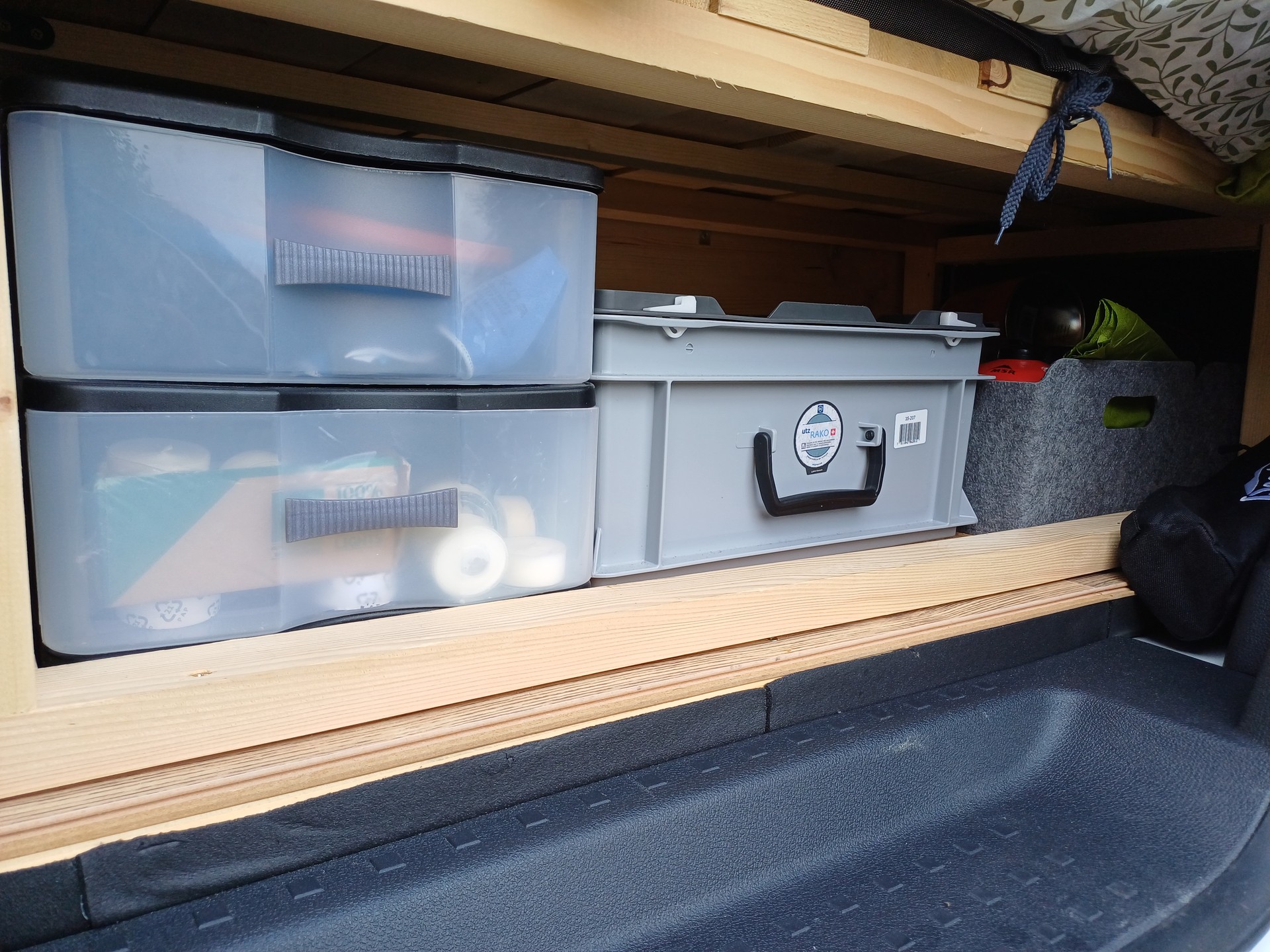 VW Caddy Maxi 2.0TDI Camper-image-6