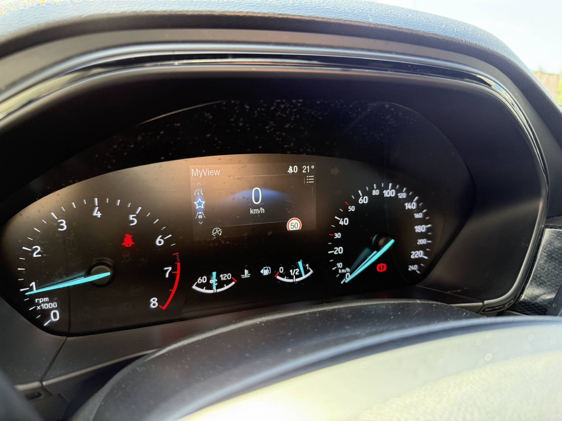 FORD Focus 1.0i EcoB 125 ST-Line-image-9
