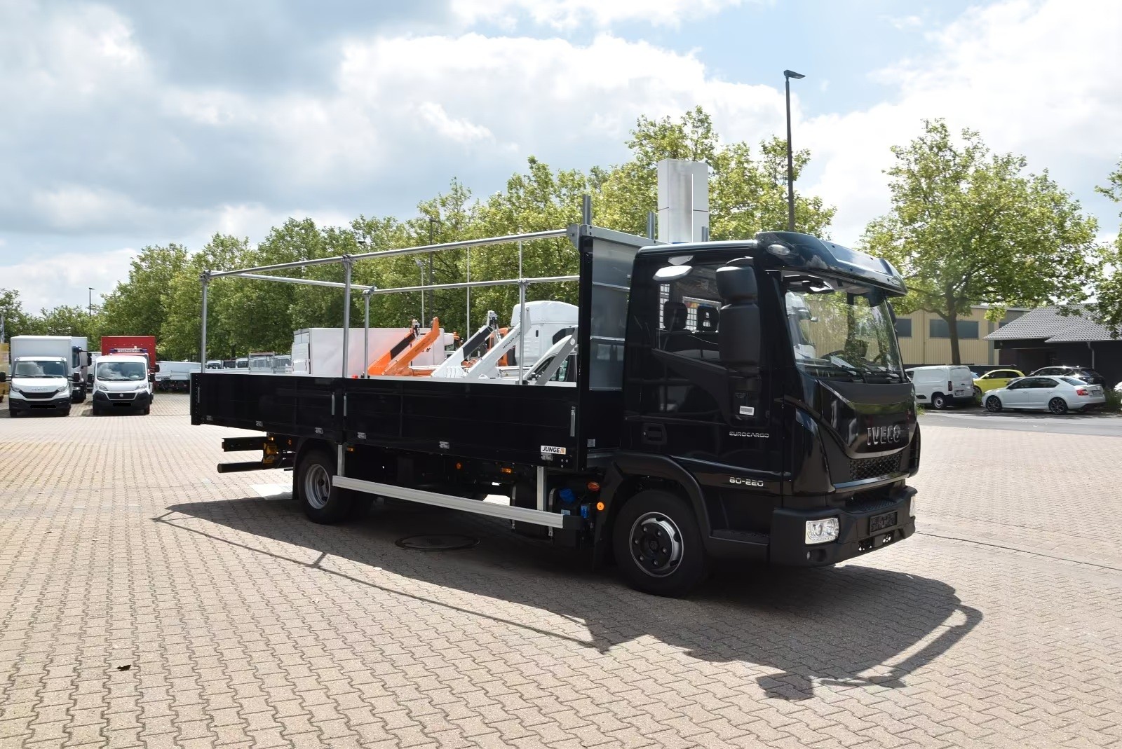 IVECO Eurocargo 80E22-P Pritsche Klima Kamera Gerüstbau-showroom-element-2