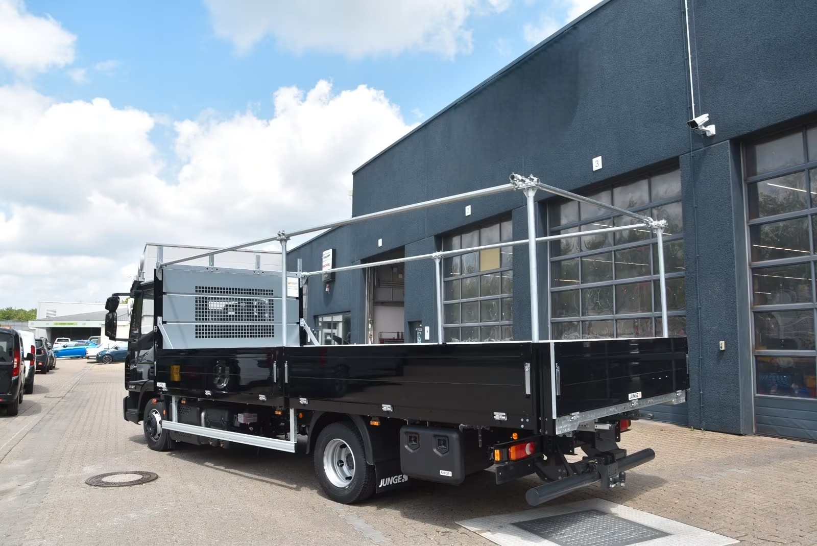 IVECO Eurocargo 80E22-P Pritsche Klima Kamera Gerüstbau-image-6