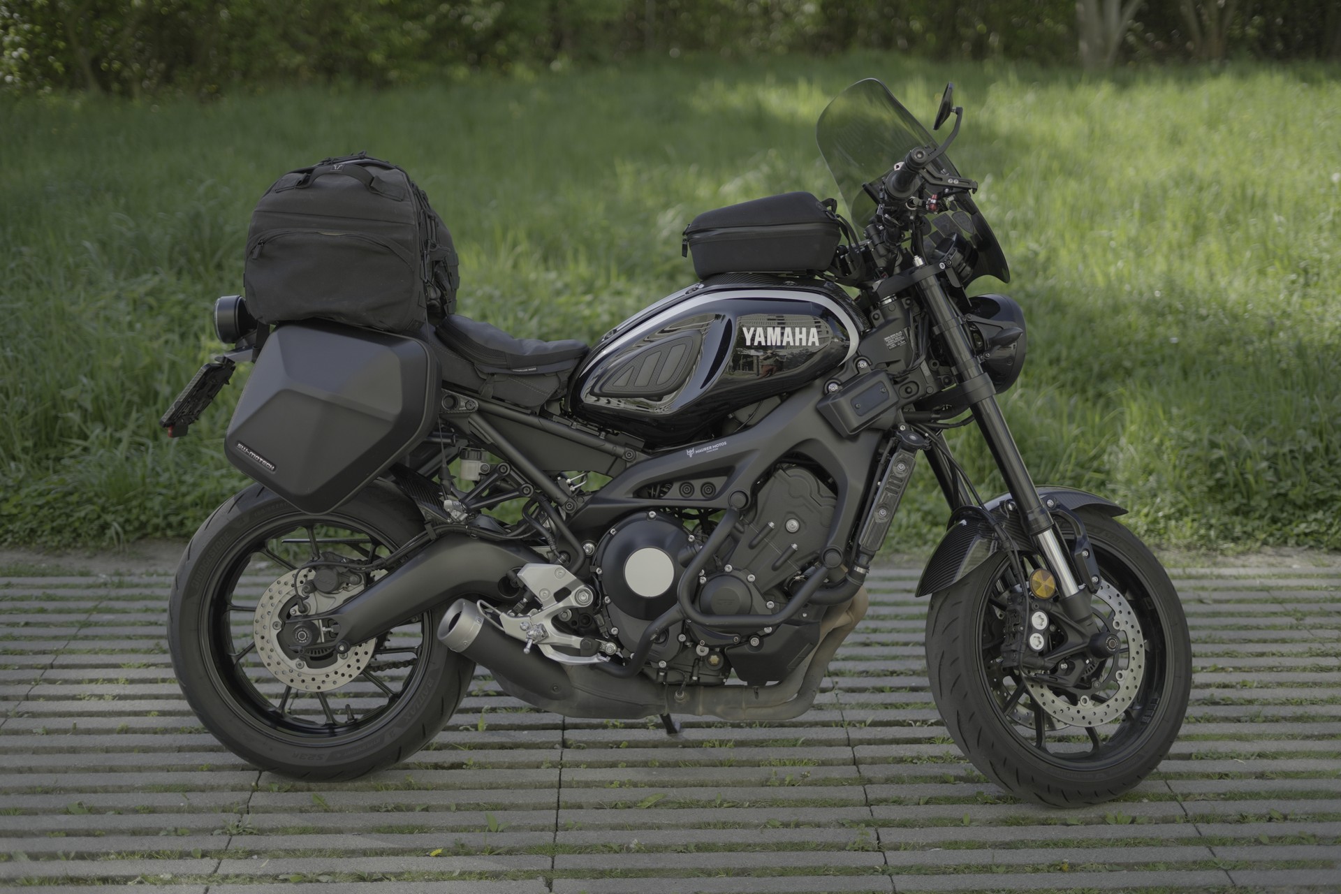 YAMAHA XSR 900-image-5