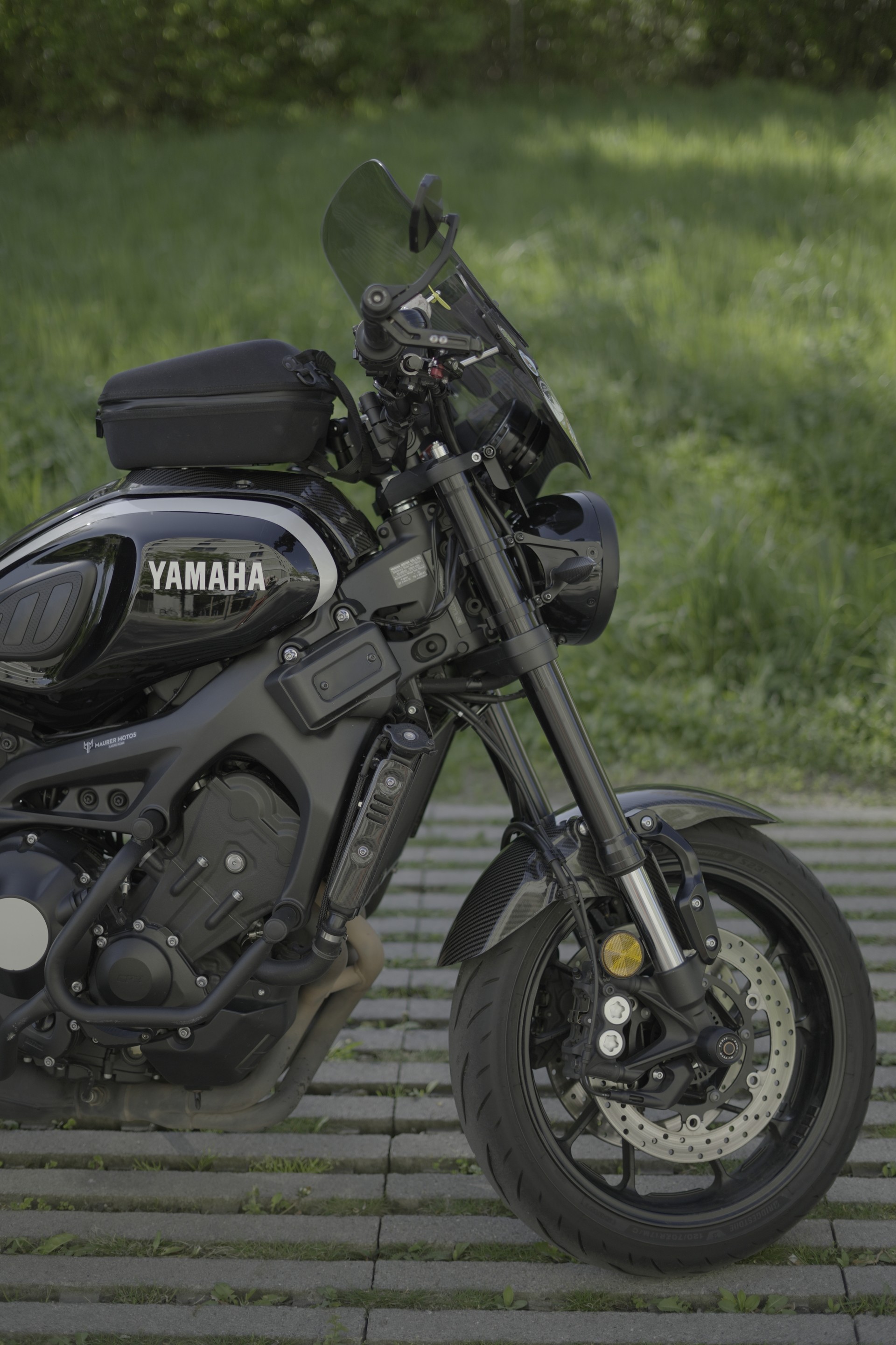 YAMAHA XSR 900-image-4