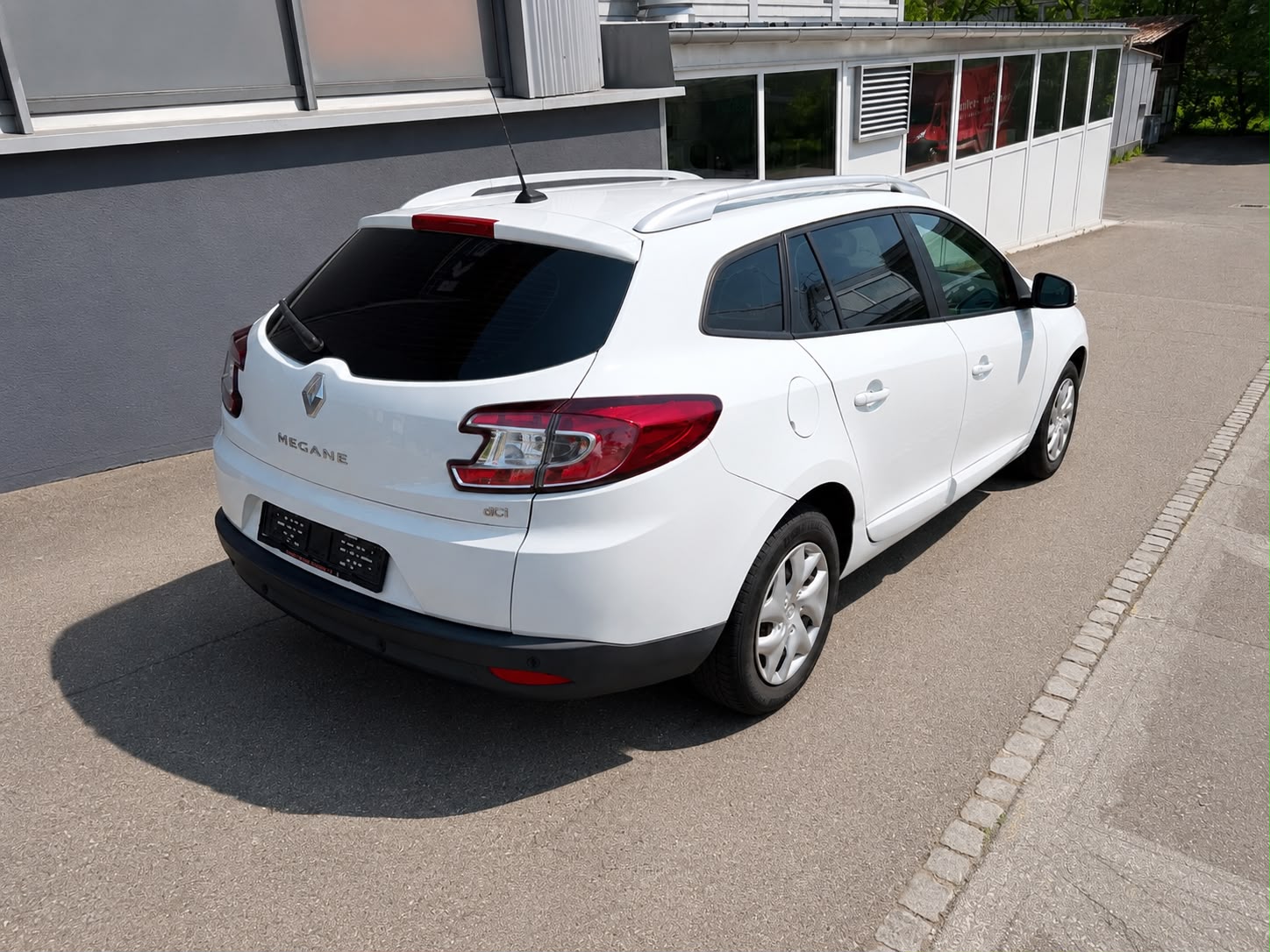 RENAULT Mégane Grandtour 1.5 dCi Expression EDC-showroom-element-2