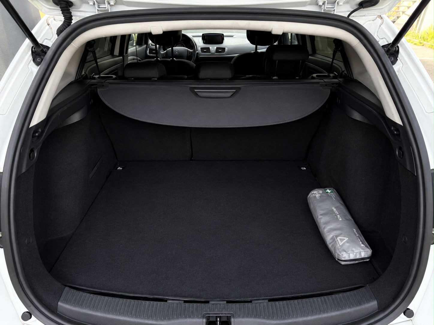 RENAULT Mégane Grandtour 1.5 dCi Expression EDC-image-7