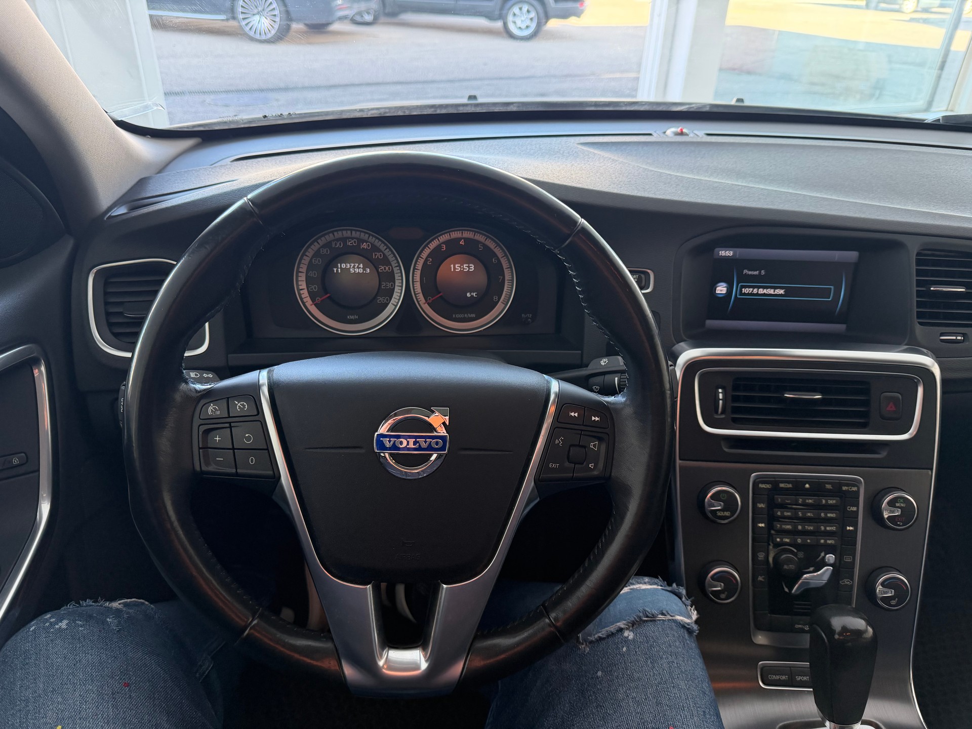 VOLVO S60 T4 Summum Powershift-image-14