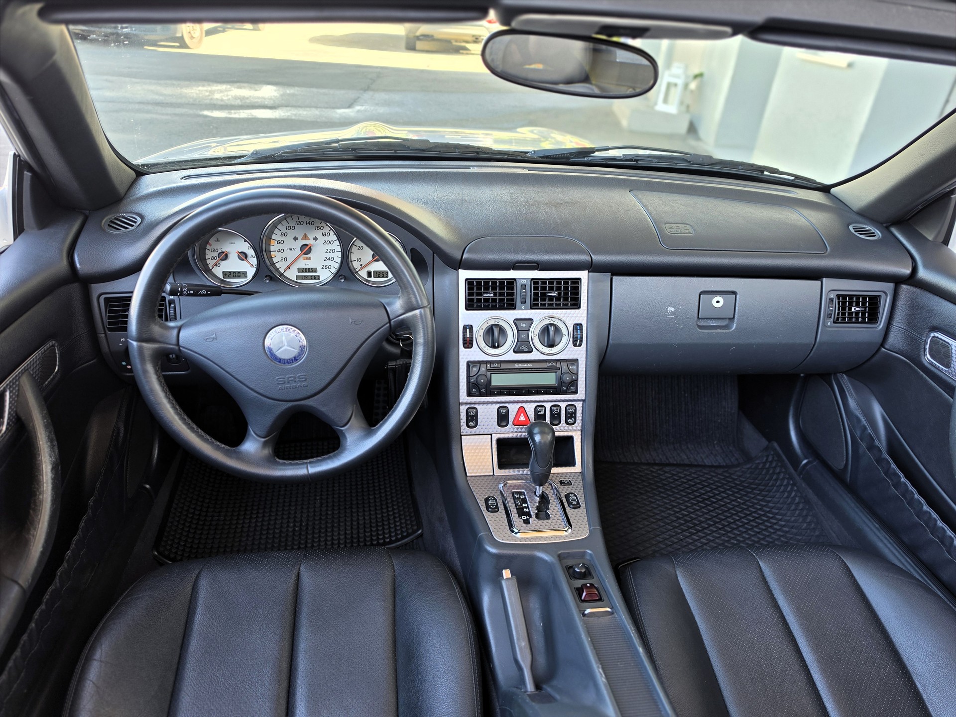 MERCEDES-BENZ SLK 320-image-5