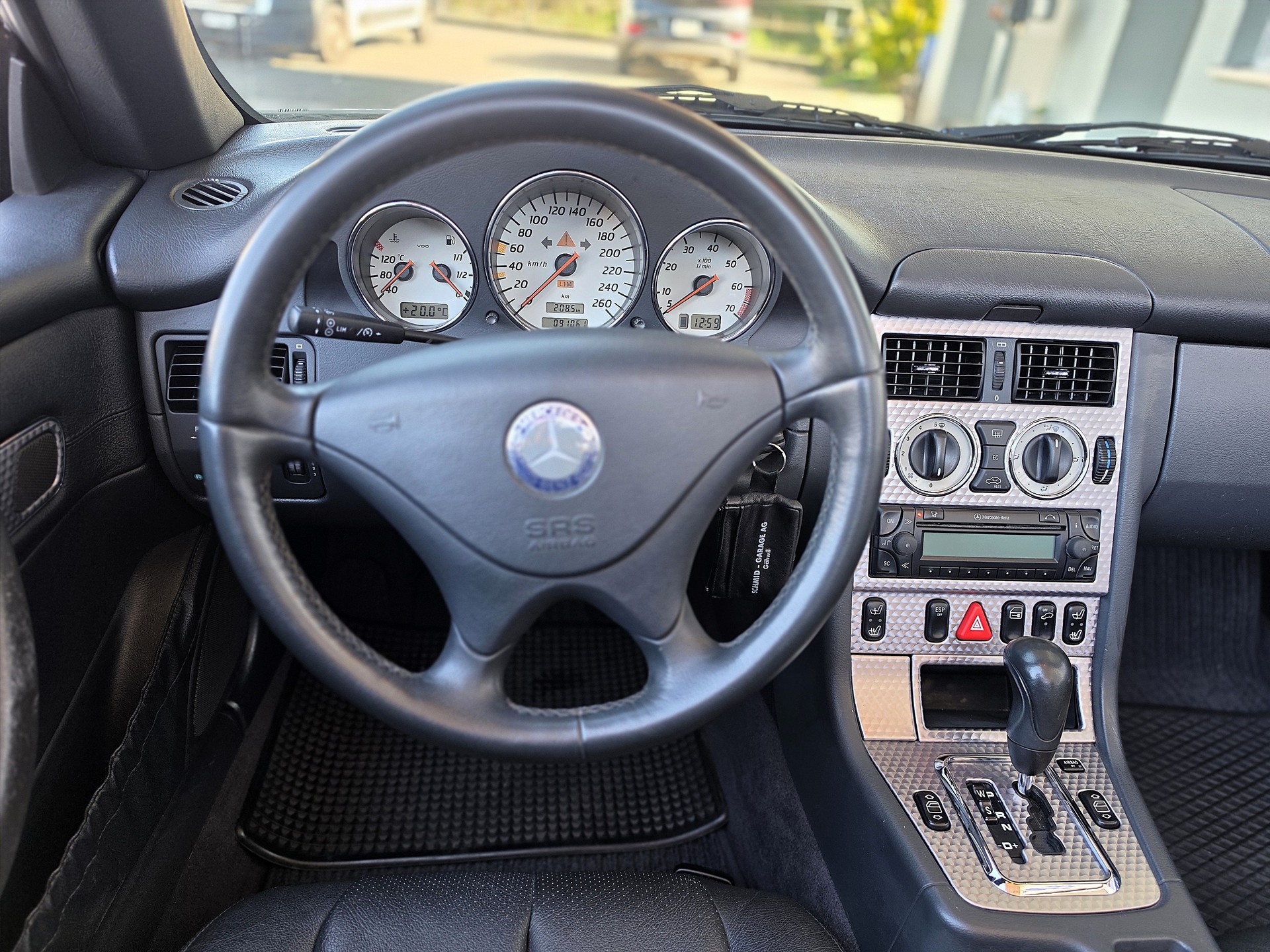 MERCEDES-BENZ SLK 320-image-14