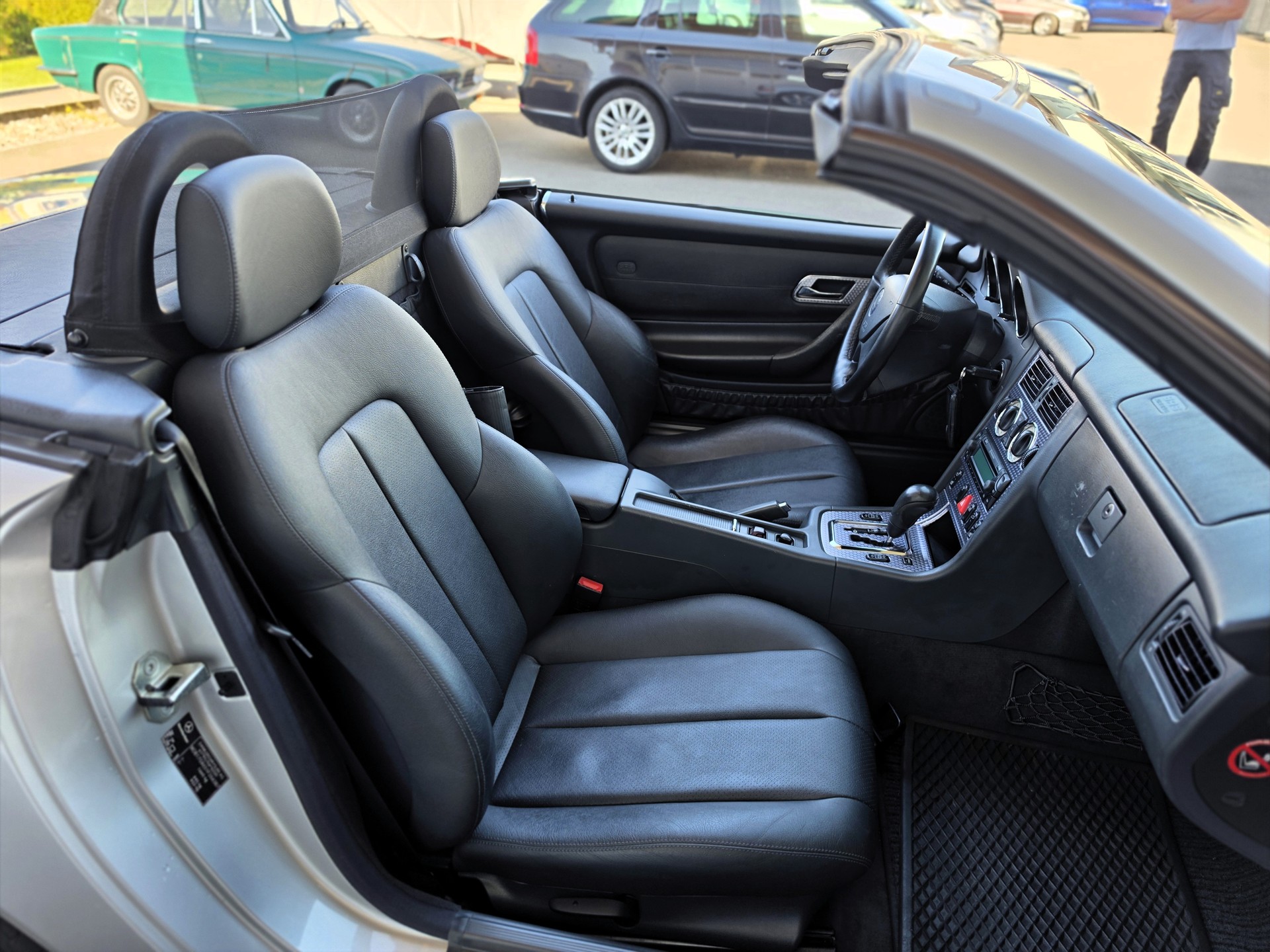 MERCEDES-BENZ SLK 320-image-4