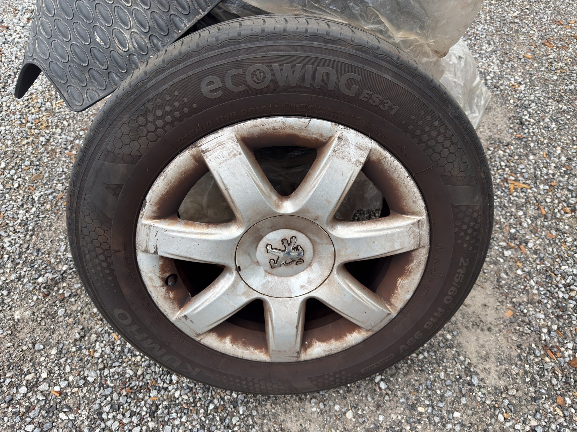 PEUGEOT 807 2.0 16V HDi Allure Tiptronic-image-17
