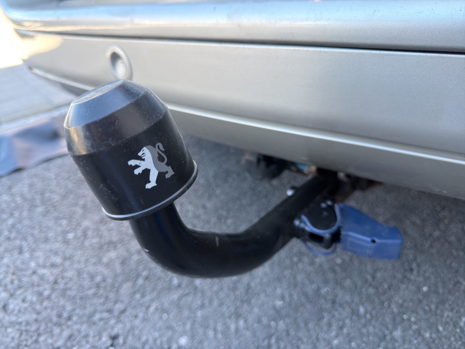 PEUGEOT 307 2.0 HDI XS-image-25