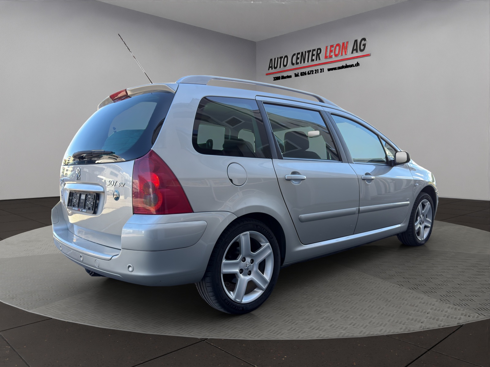 PEUGEOT 307 2.0 HDI XS-image-5