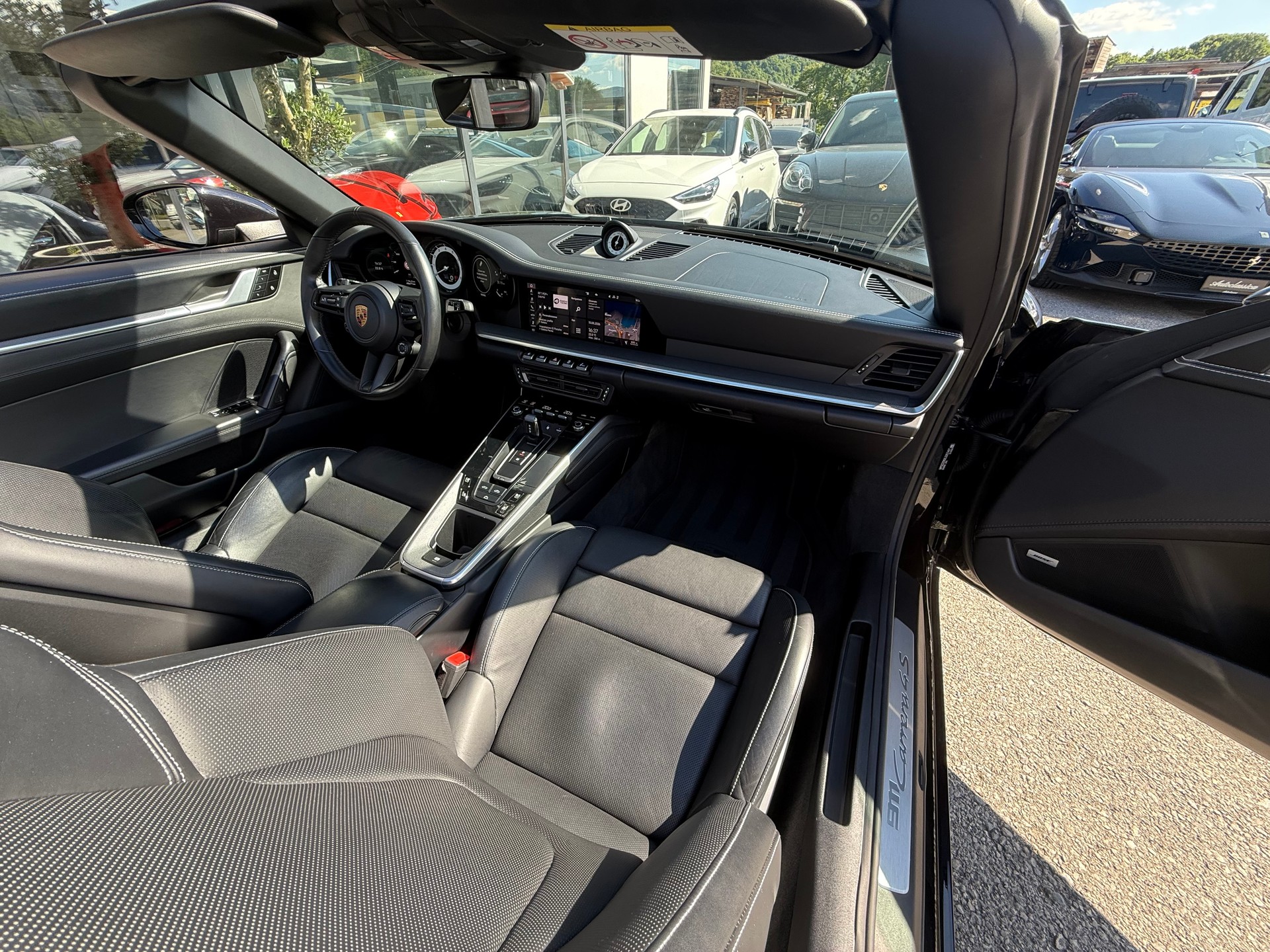 PORSCHE 911 Carrera 4S Cabriolet PDK-image-12