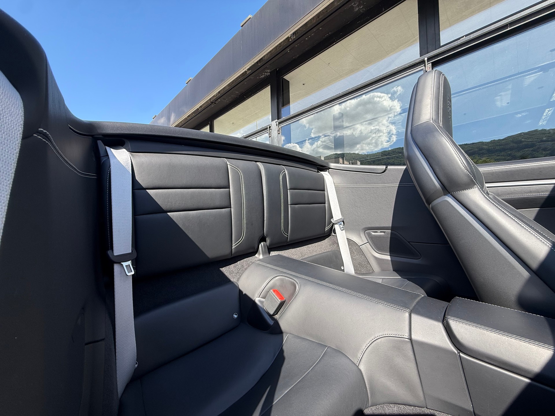PORSCHE 911 Carrera 4S Cabriolet PDK-image-19