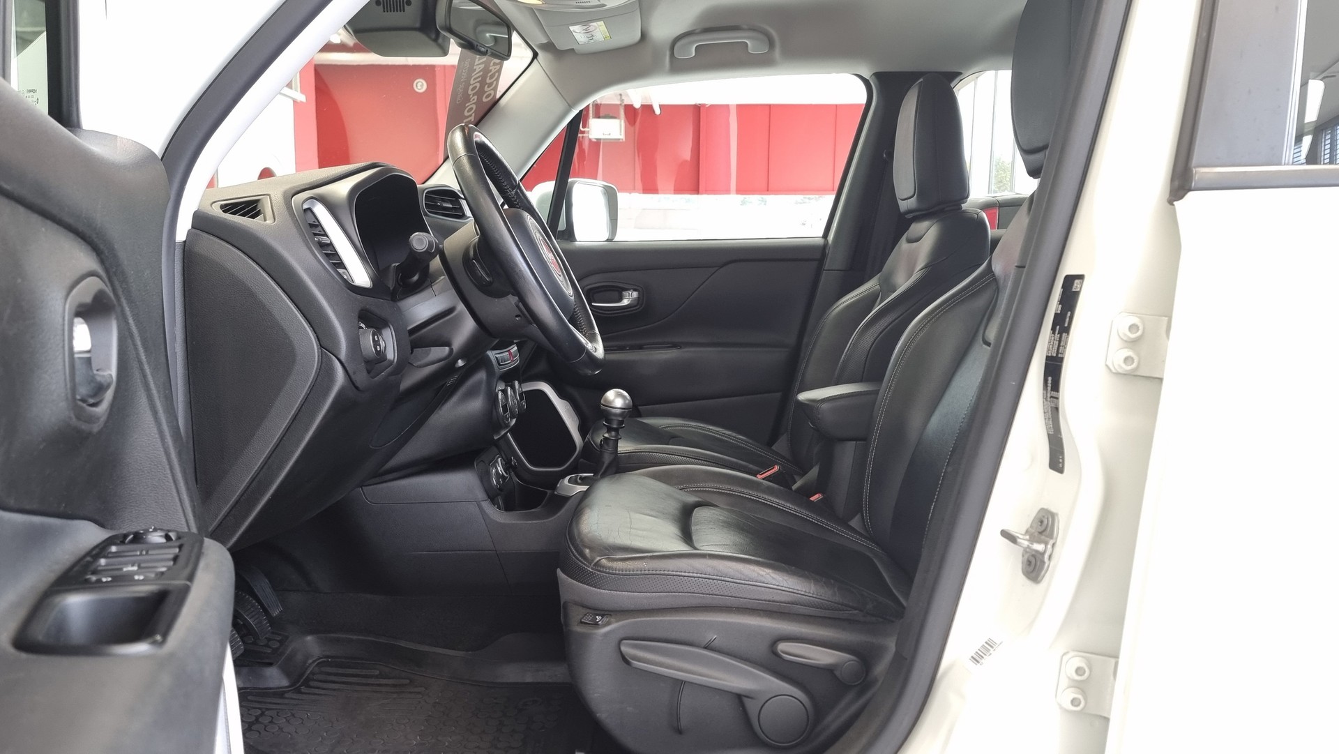 JEEP Renegade 2.0 CRD 140 Limited AWD-image-15