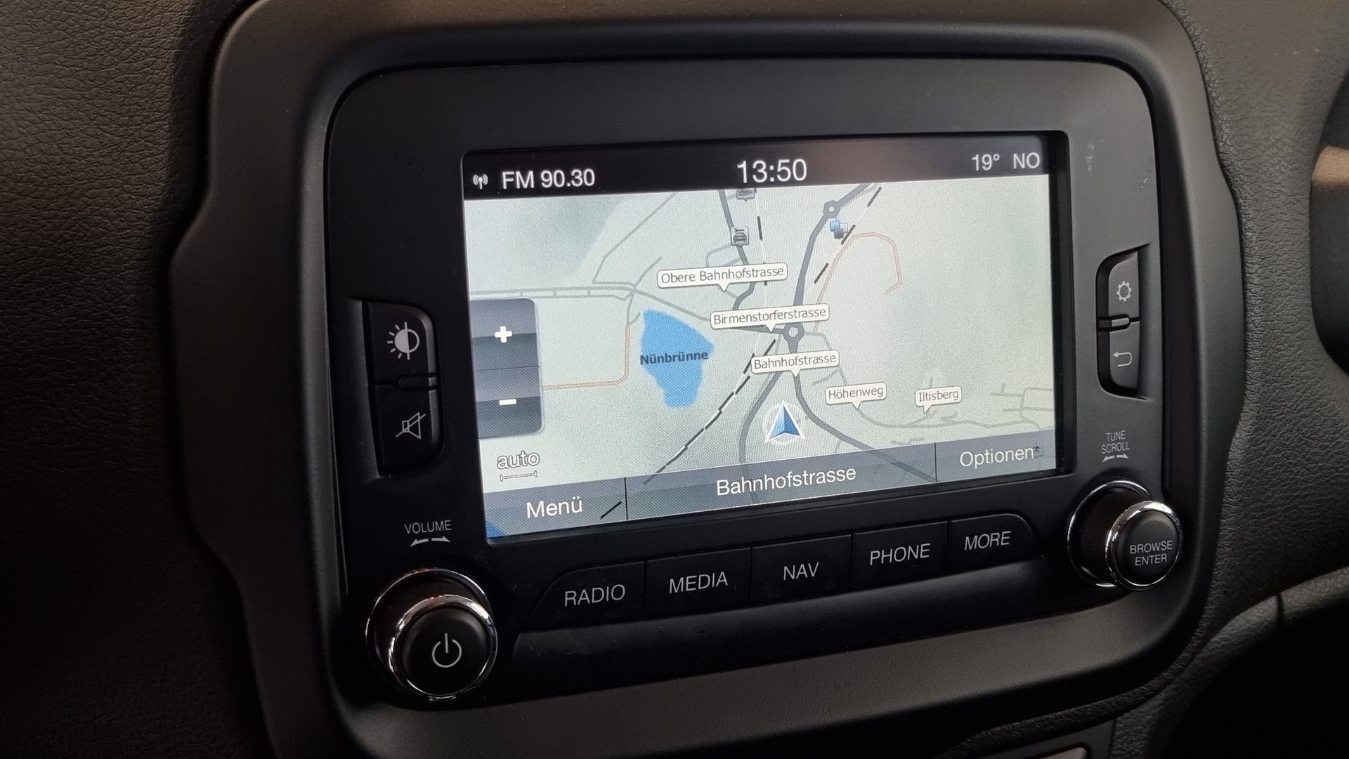 JEEP Renegade 2.0 CRD 140 Limited AWD-image-13