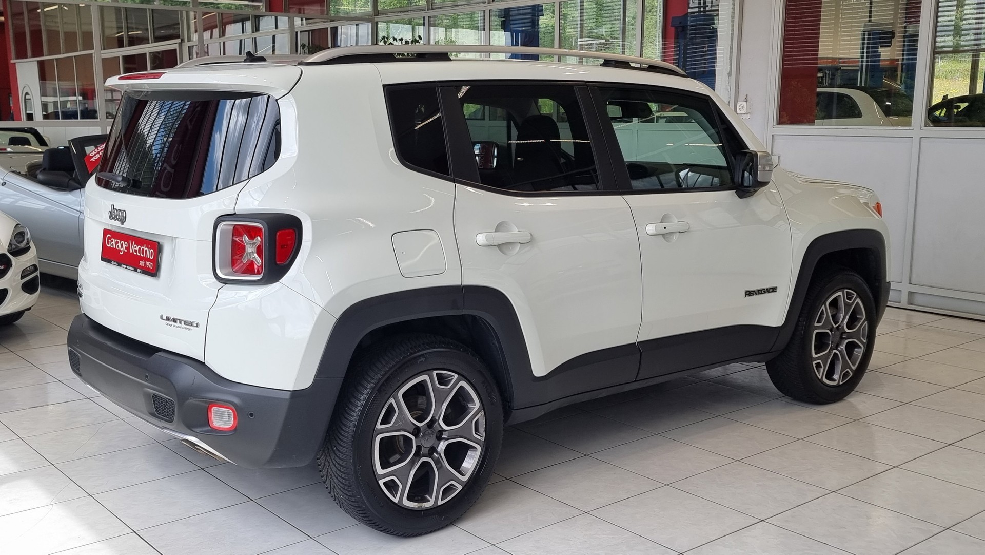 JEEP Renegade 2.0 CRD 140 Limited AWD-image-4
