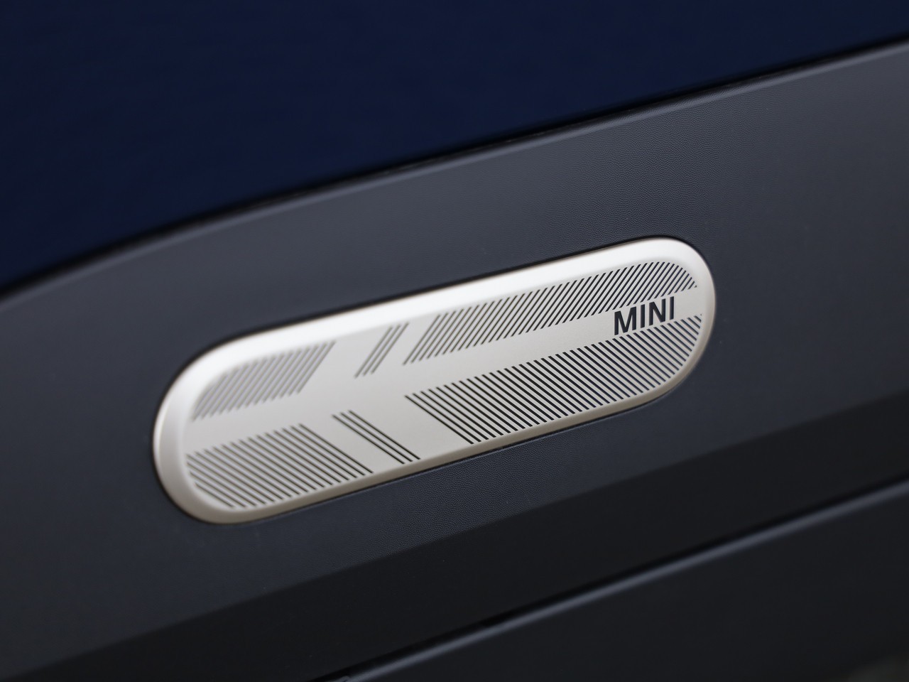 MINI Aceman E-image-7