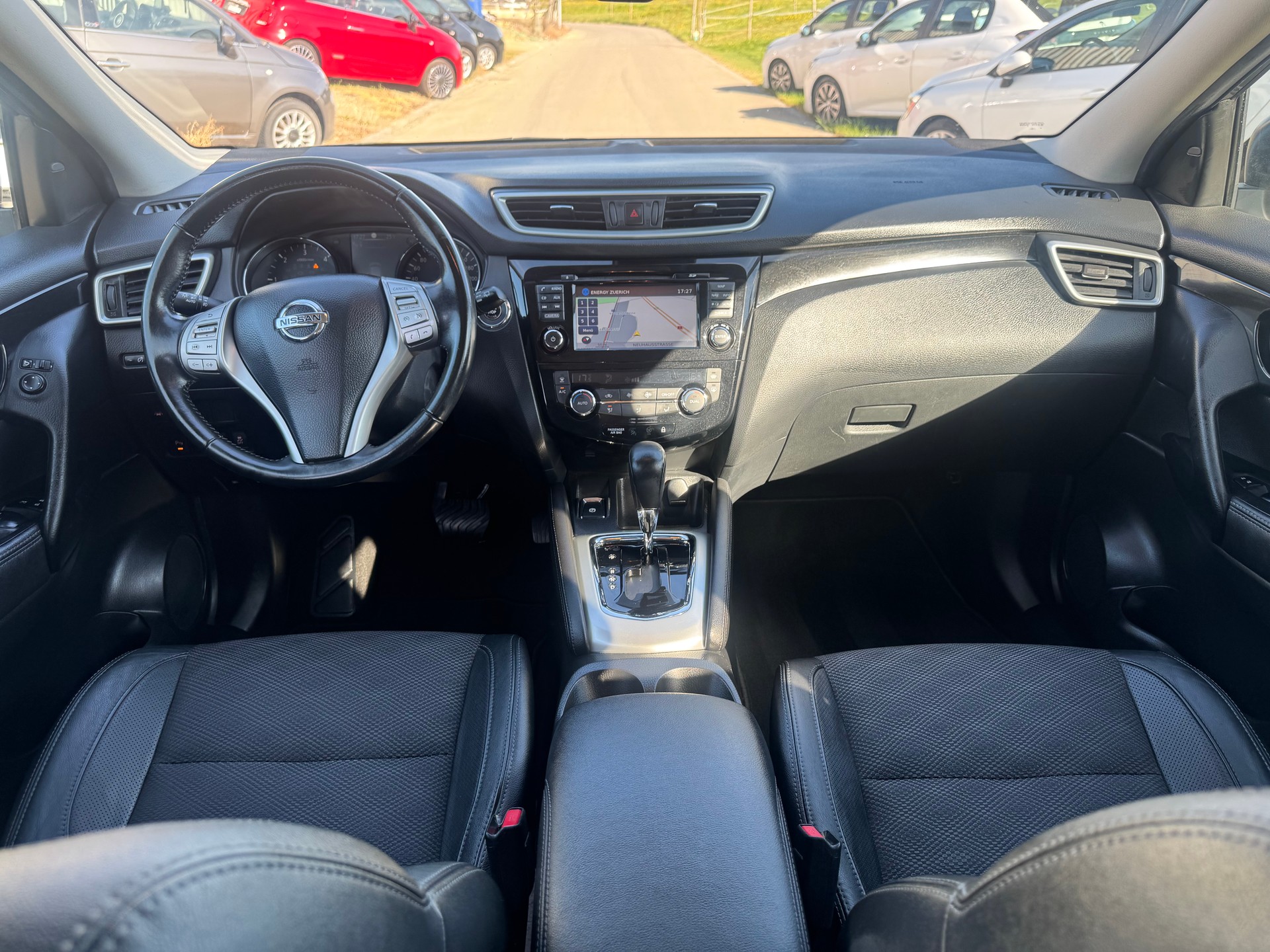 NISSAN Qashqai 1.6 dCi tekna Xtronic CVT-image-7