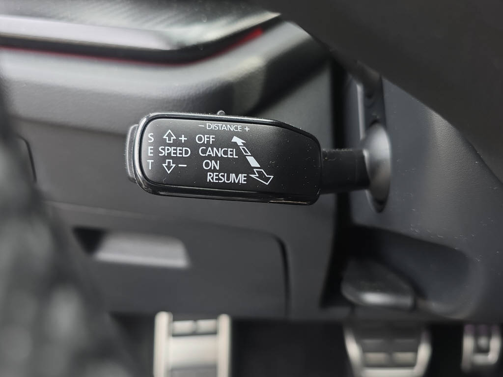 SKODA Octavia Combi 2.0 TSI SportLine 4x4 DSG-image-18