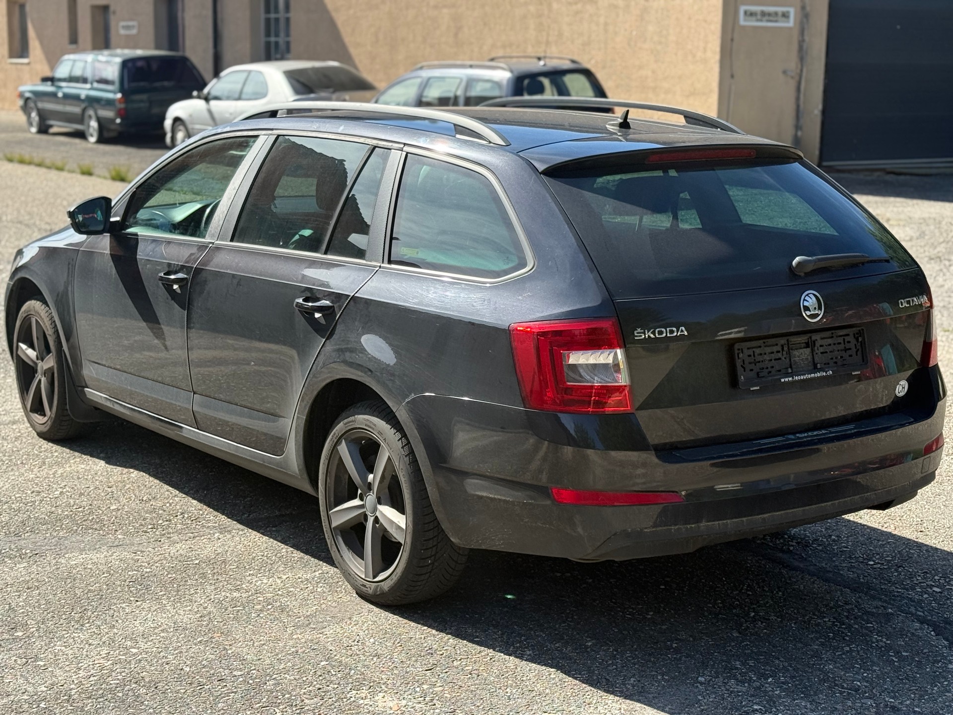 SKODA Octavia Combi 2.0 TDI Swiss Edition DSG-image-4