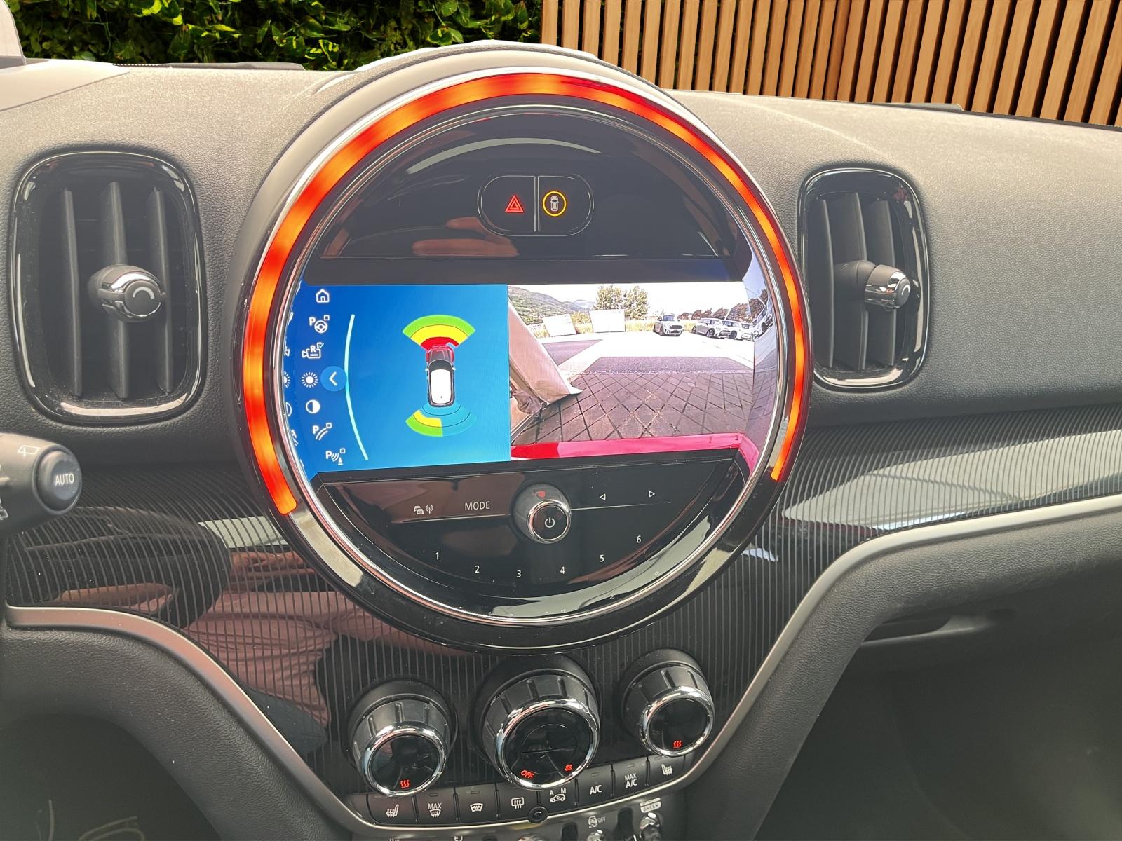 MINI Countryman Cooper SE ALL4 PHEV Steptronic (CH)-image-15