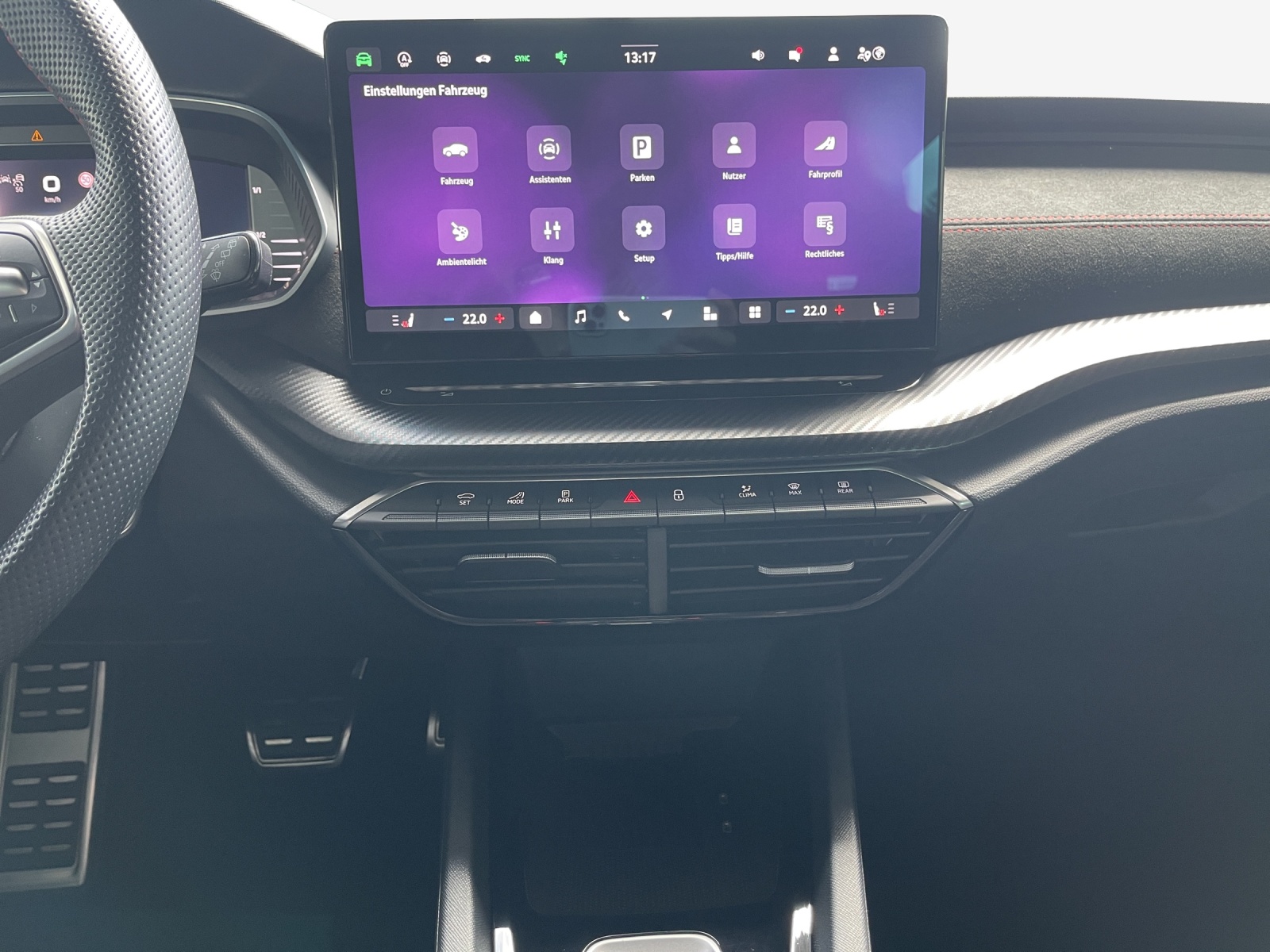 SKODA Octavia Combi 2.0 TSI DSG RS-image-10