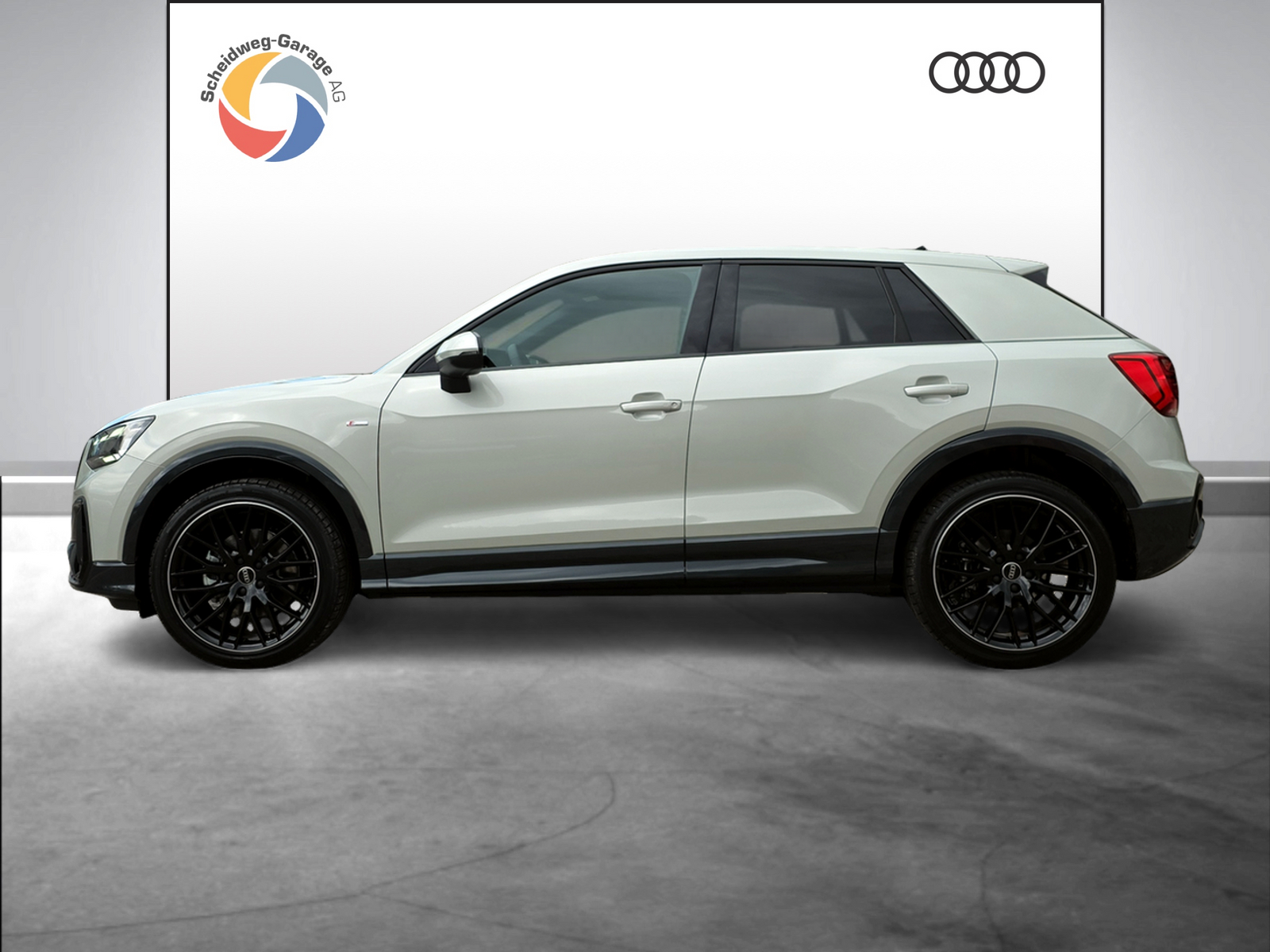 AUDI Q2 40 TFSI S line Attraction quattro S-tronic-showroom-element-2